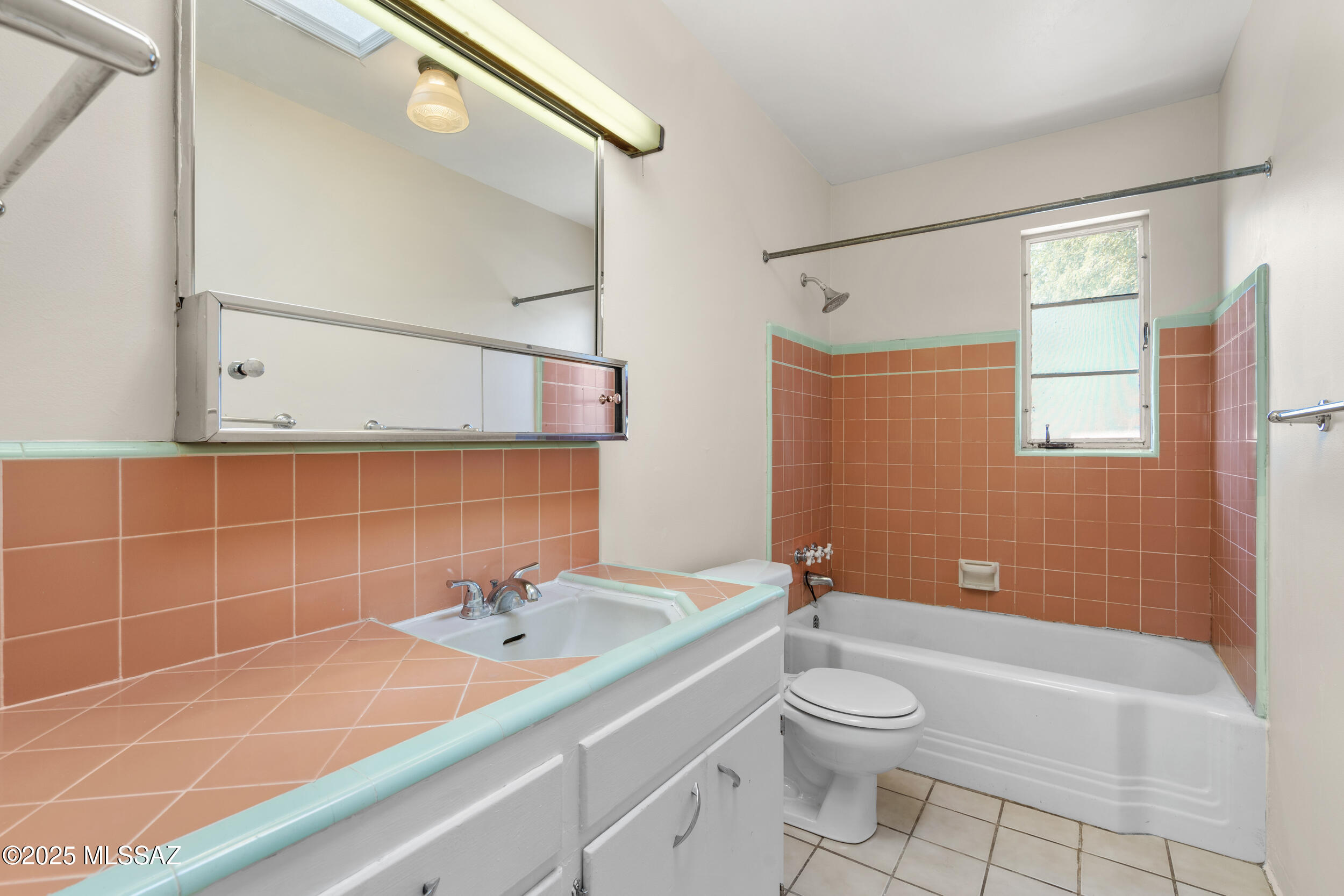 4858 E Cooper Street