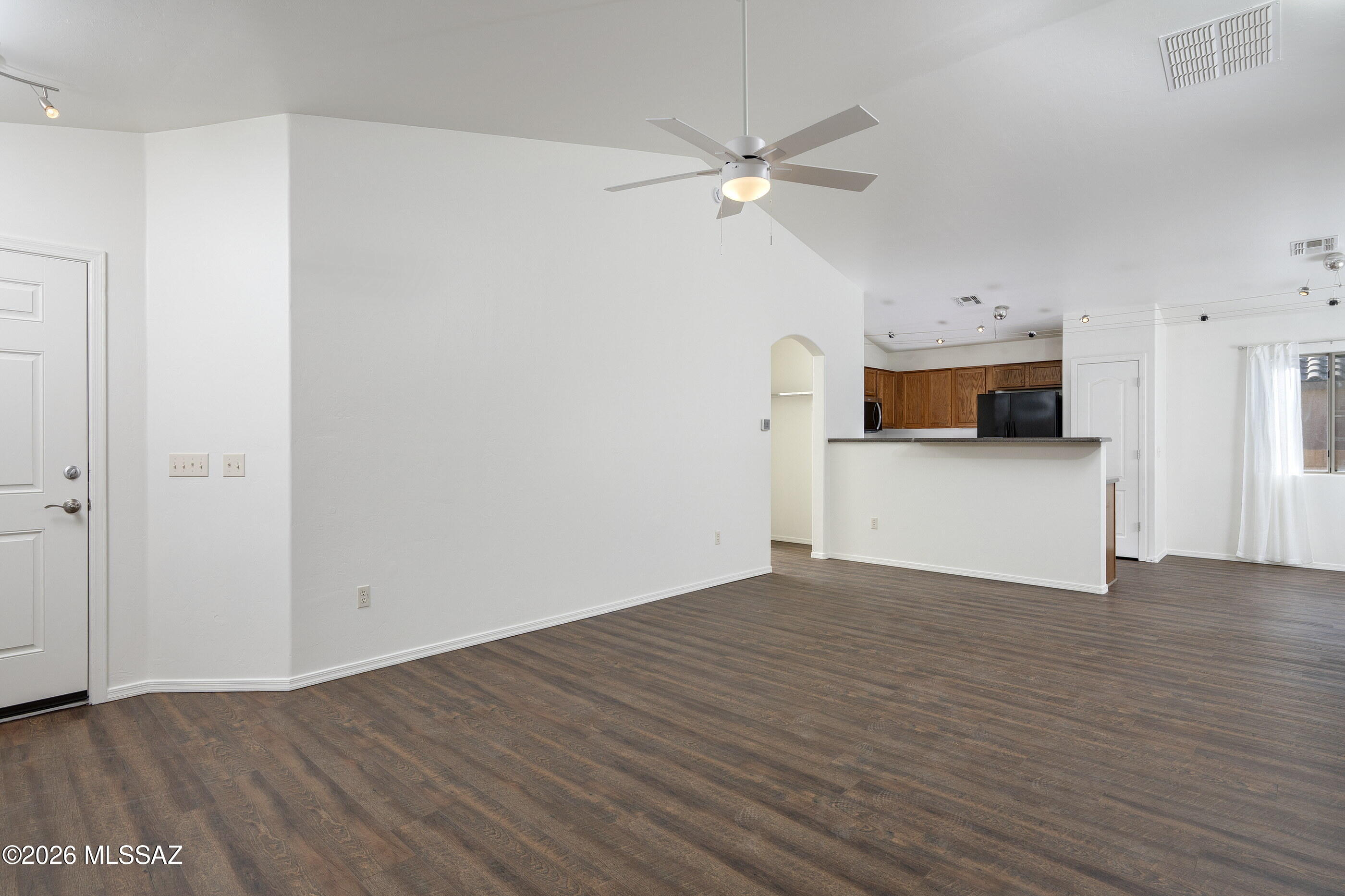 14197 N Maize Farm Avenue