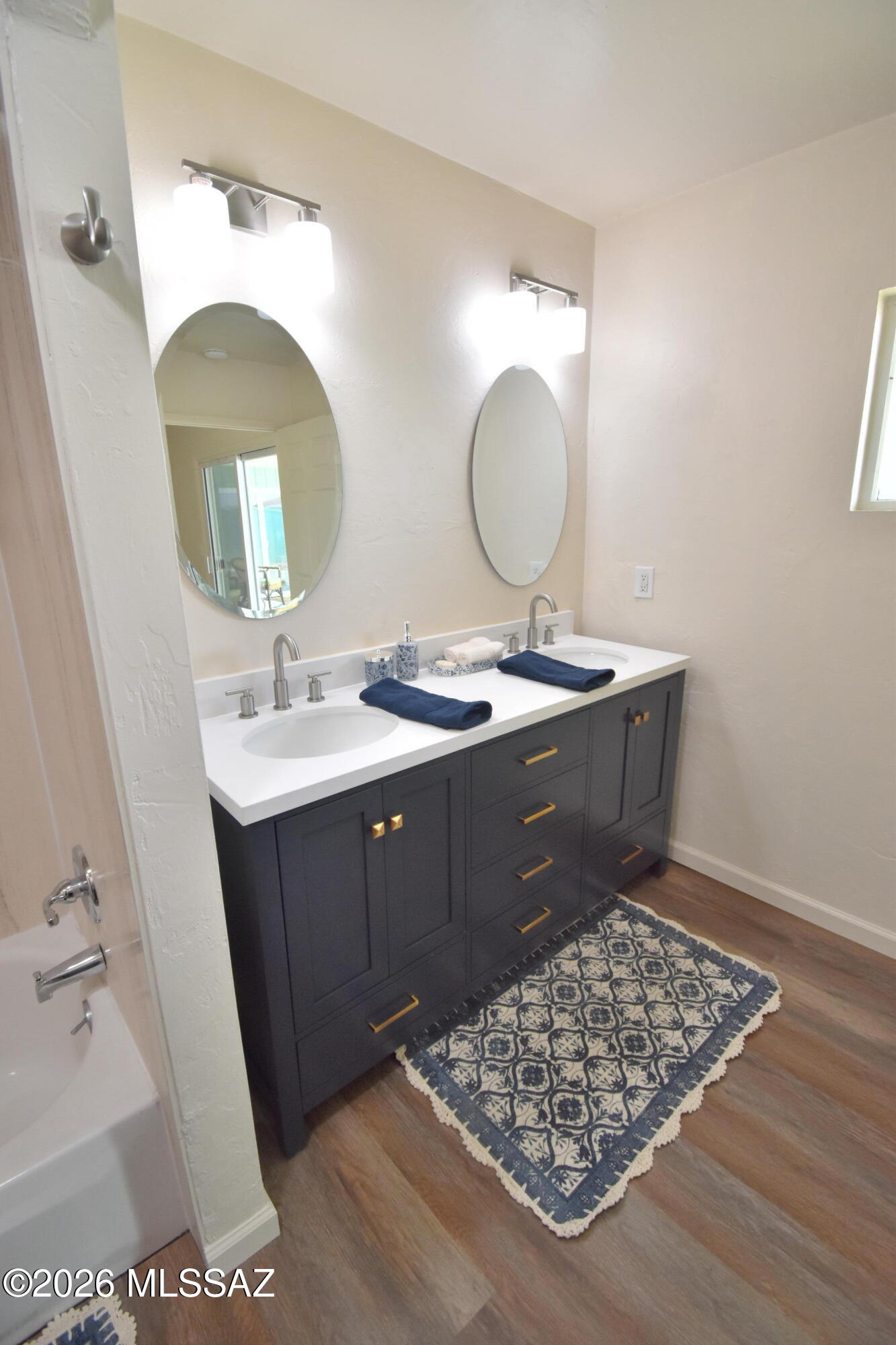 Menlo Park Parade Of Homes (1-40) - Residential