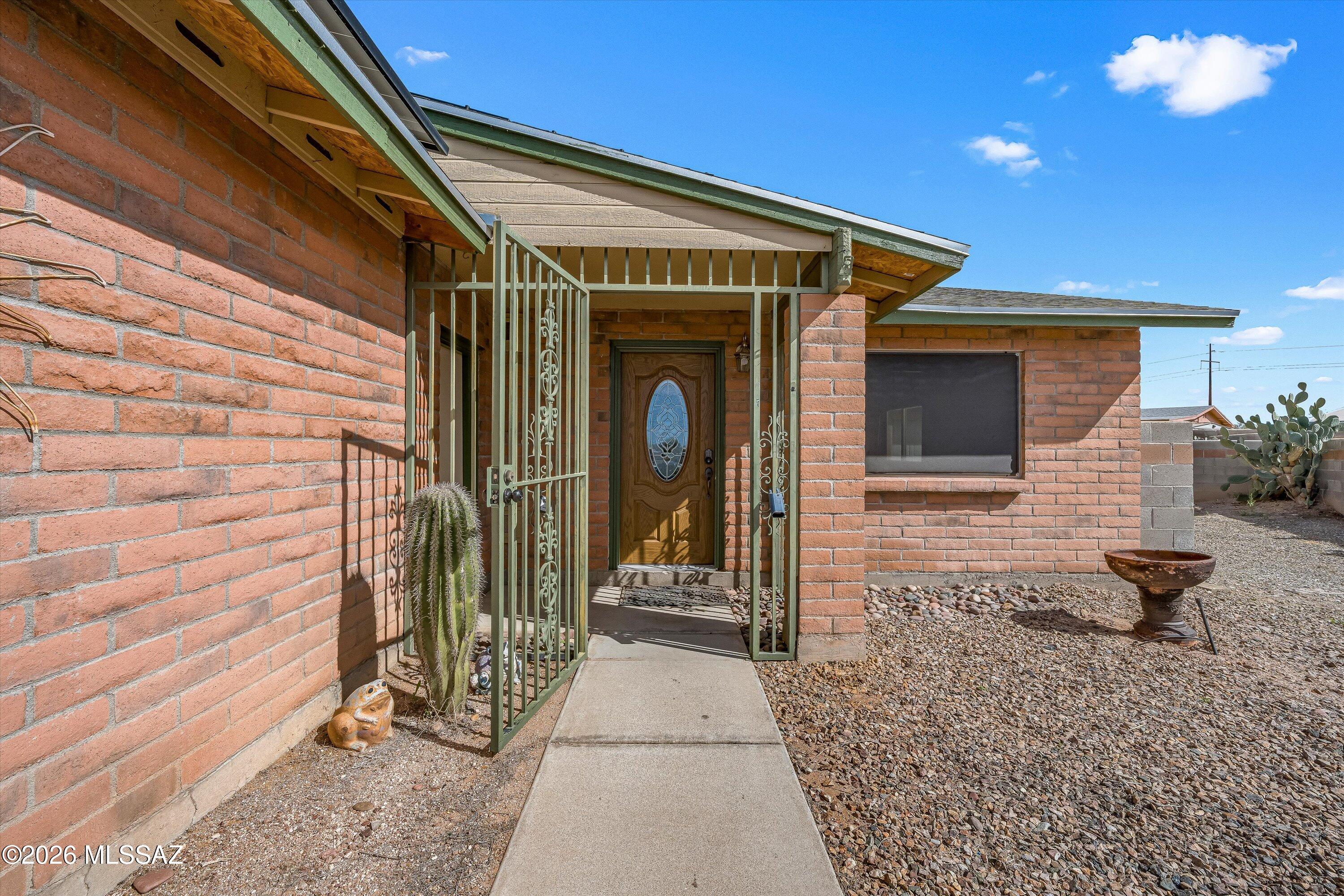 Lincoln Ridge (1-207) - Residential