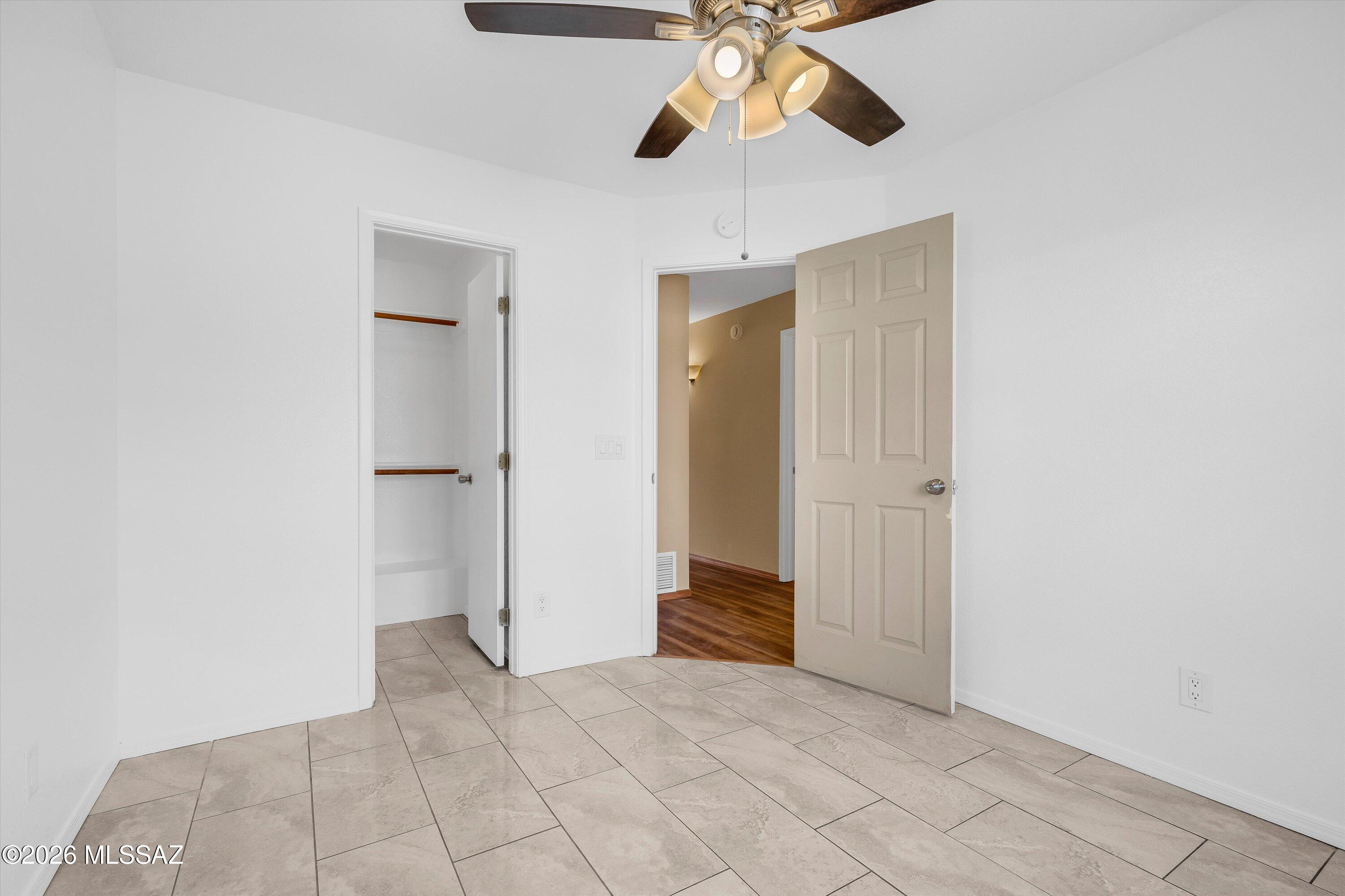 Lincoln Ridge (1-207) - Residential