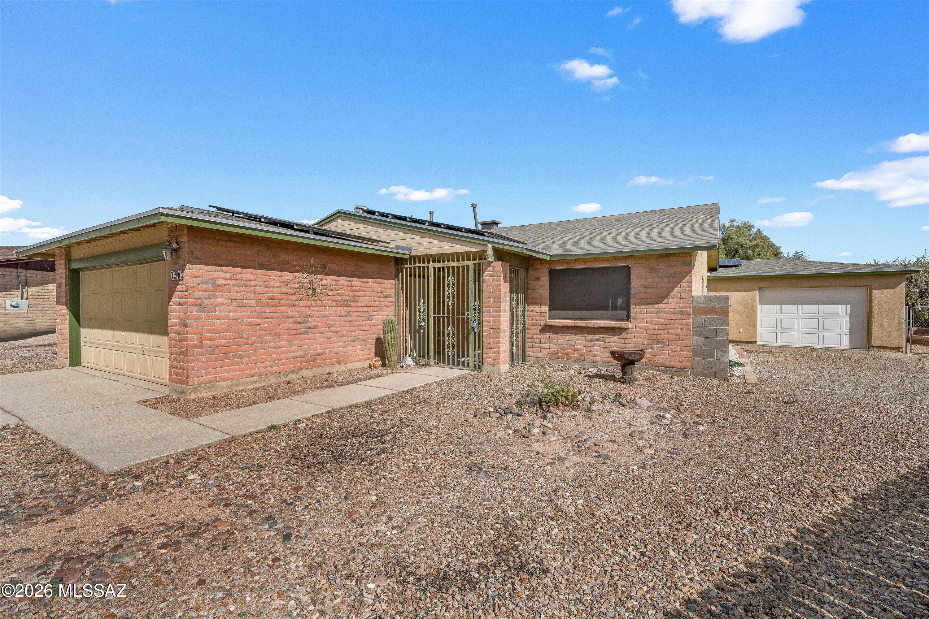 Lincoln Ridge (1-207) - Residential