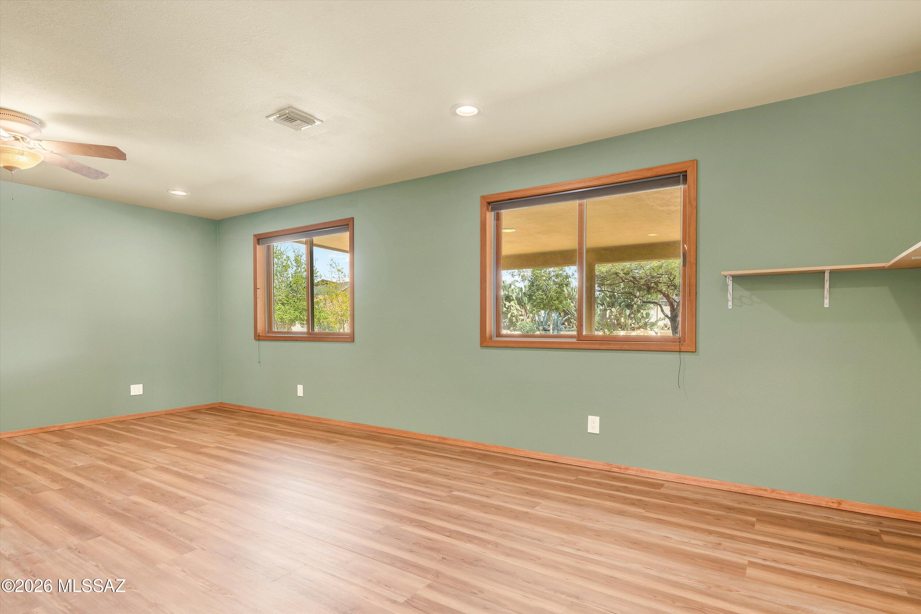 Lincoln Ridge (1-207) - Residential