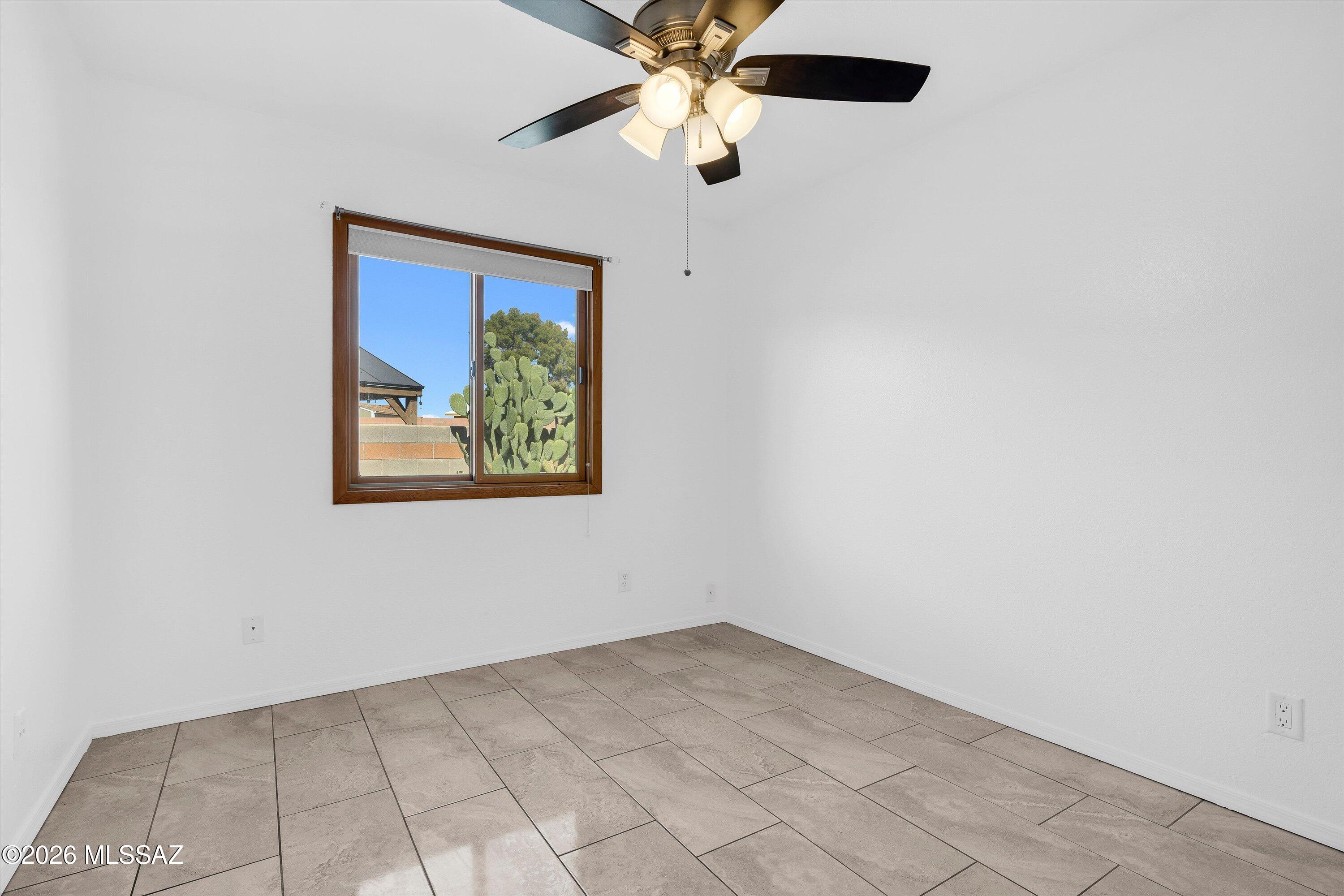 Lincoln Ridge (1-207) - Residential