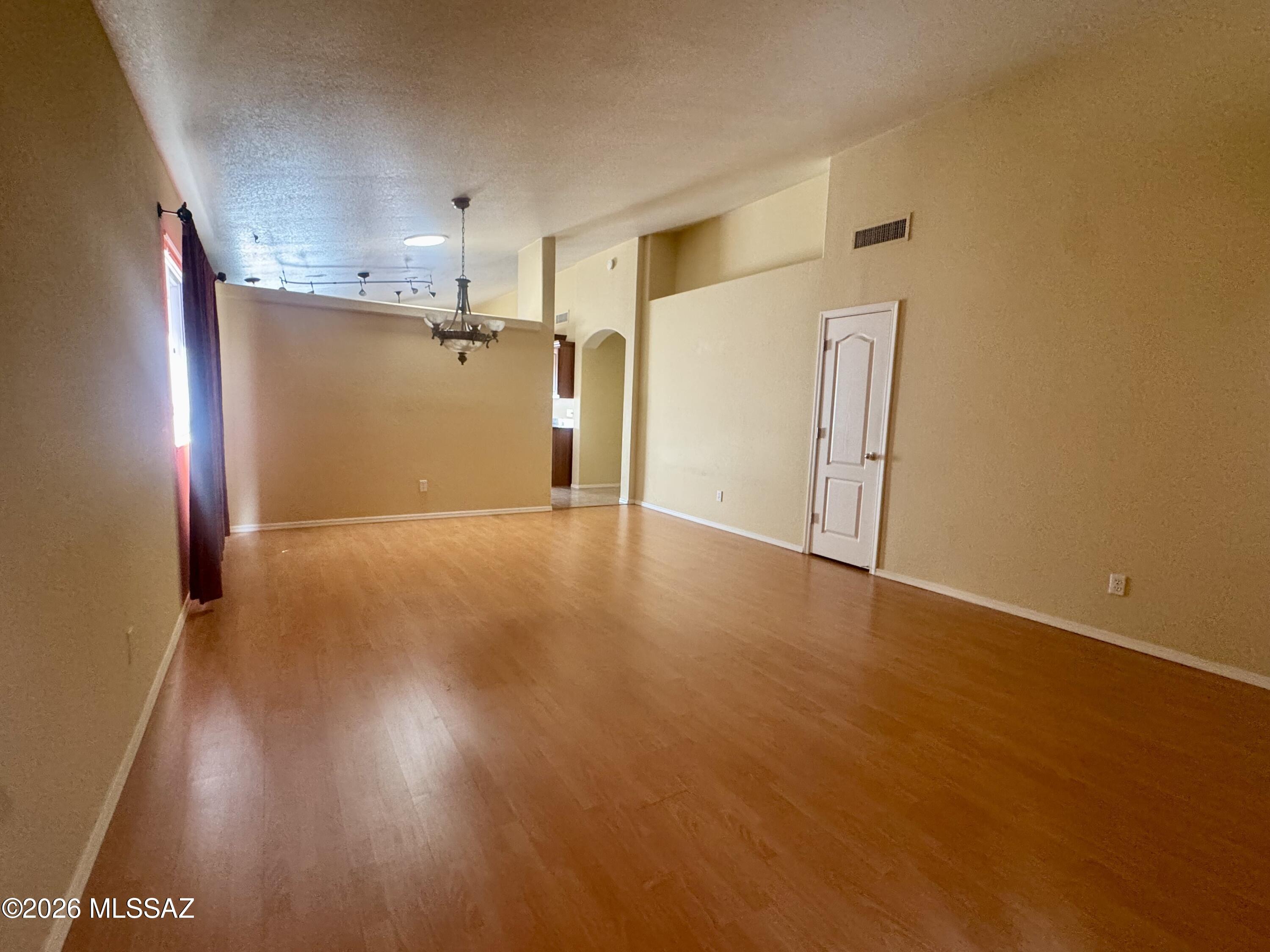 La Cholla Ridge (1-77) - Residential Lease