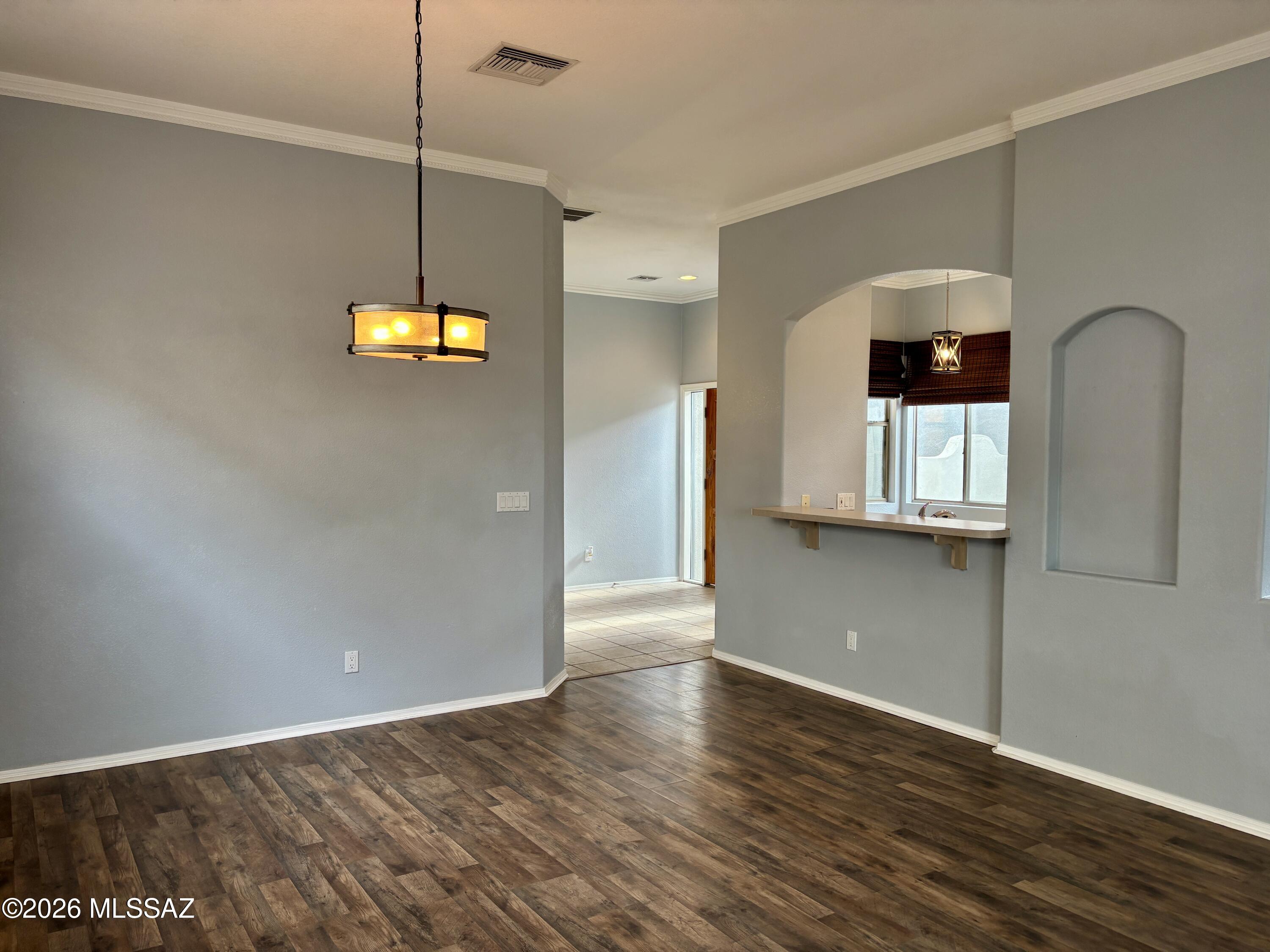 5115 N Pinnacle Point Drive