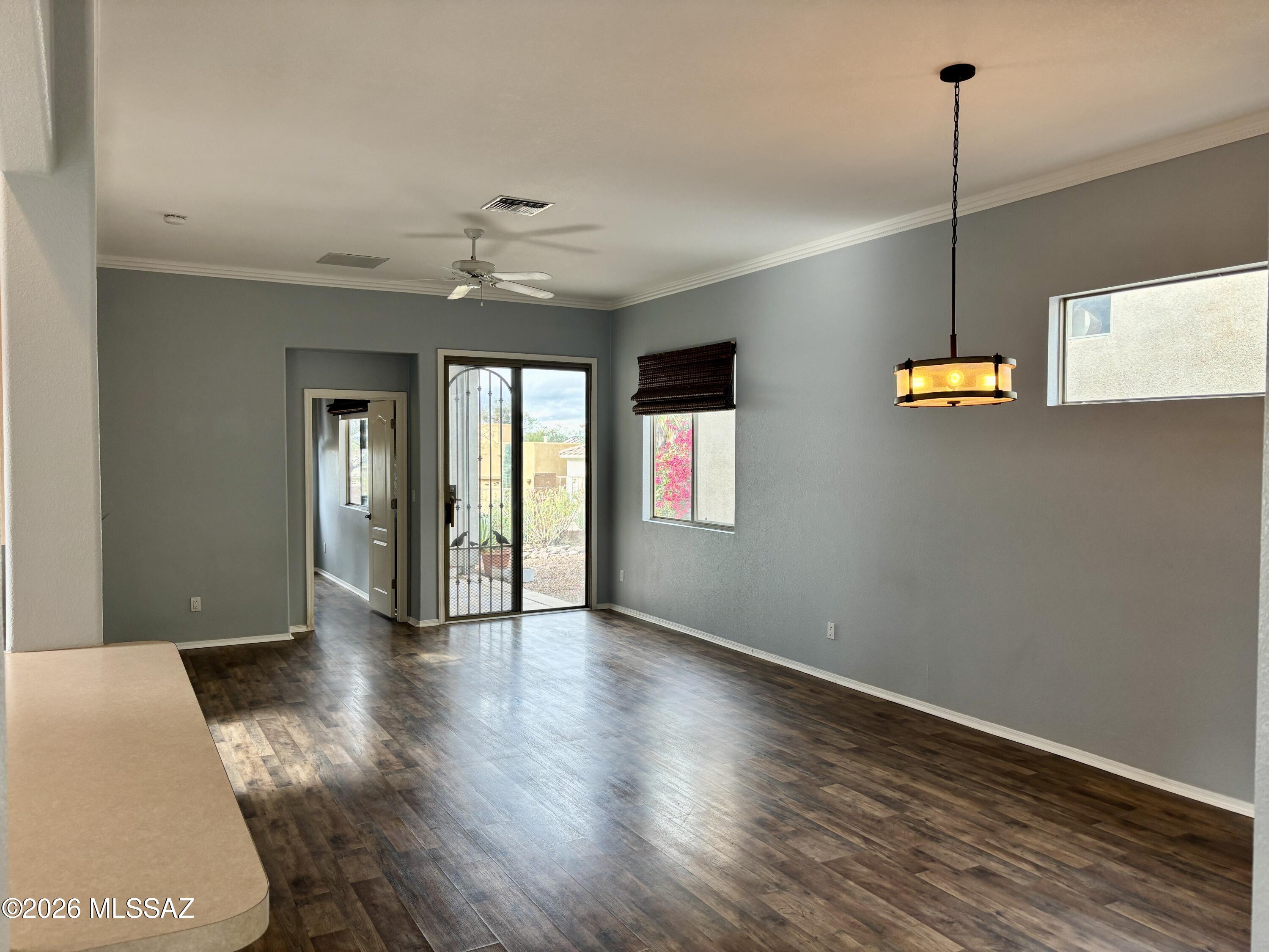 5115 N Pinnacle Point Drive