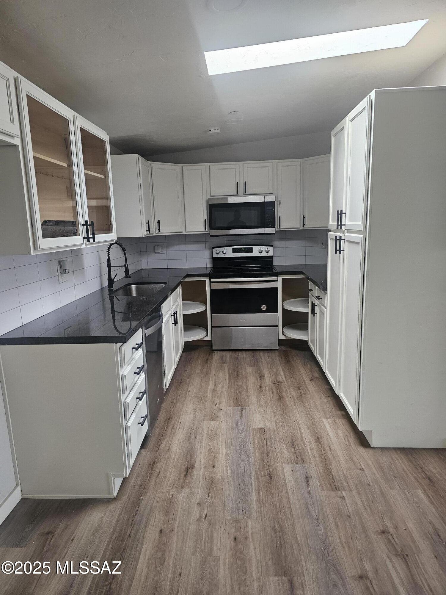 6652 E Calle Herculo