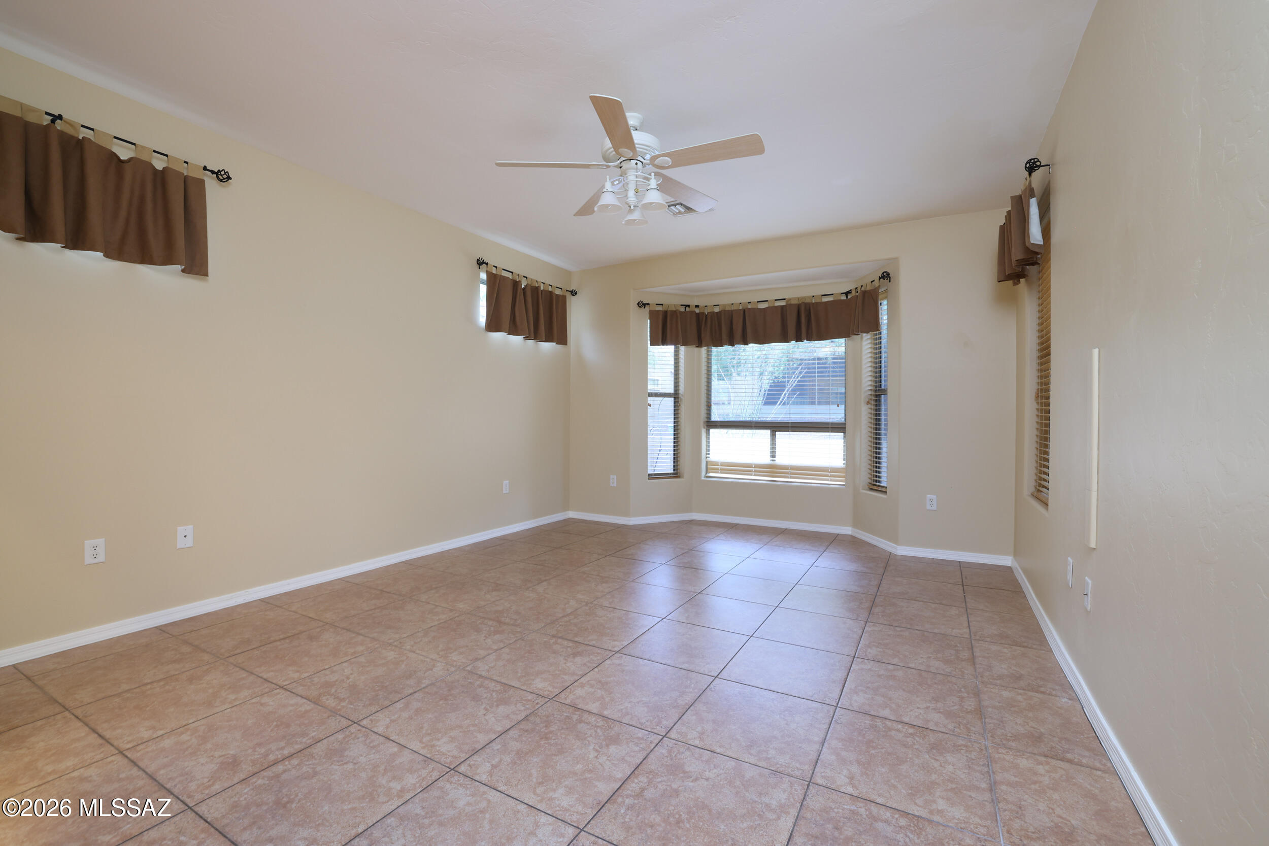 Las Campanas Villiage Phase II (112-219) - Residential