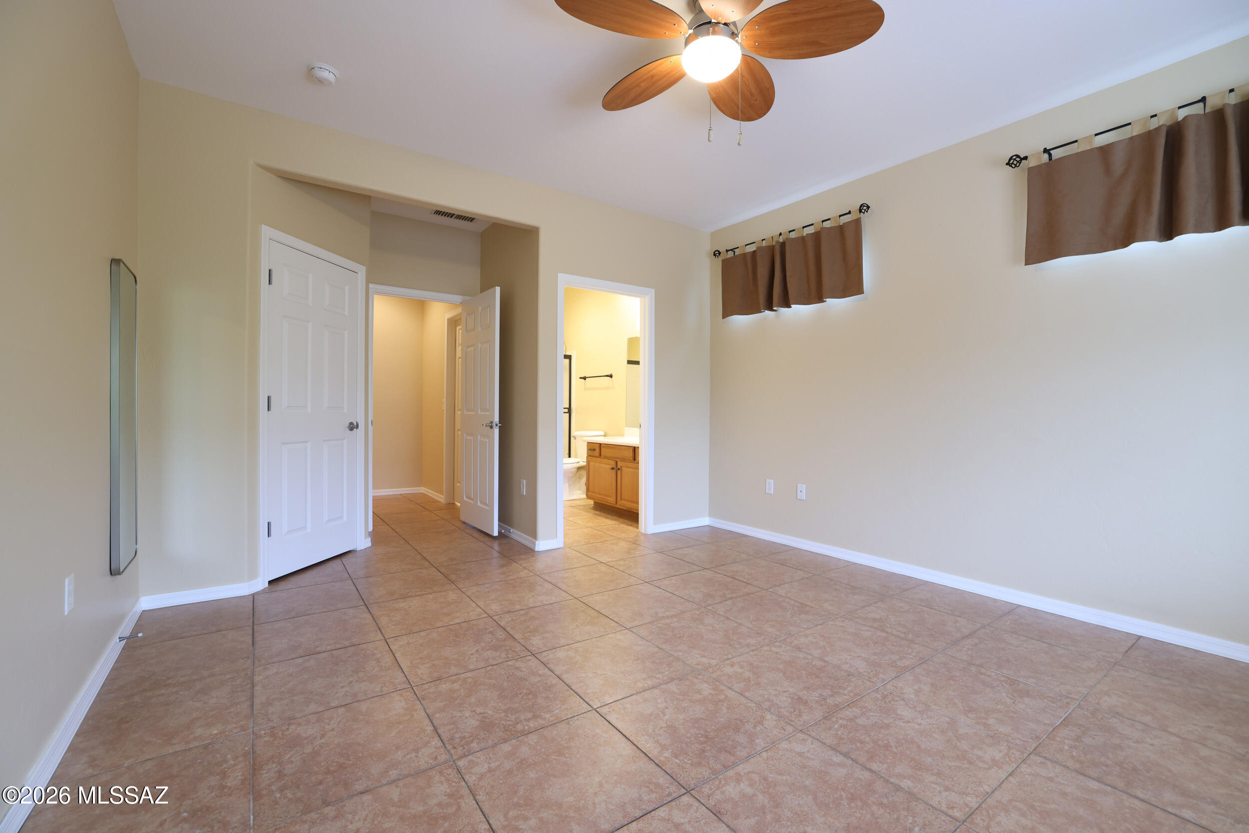 Las Campanas Villiage Phase II (112-219) - Residential
