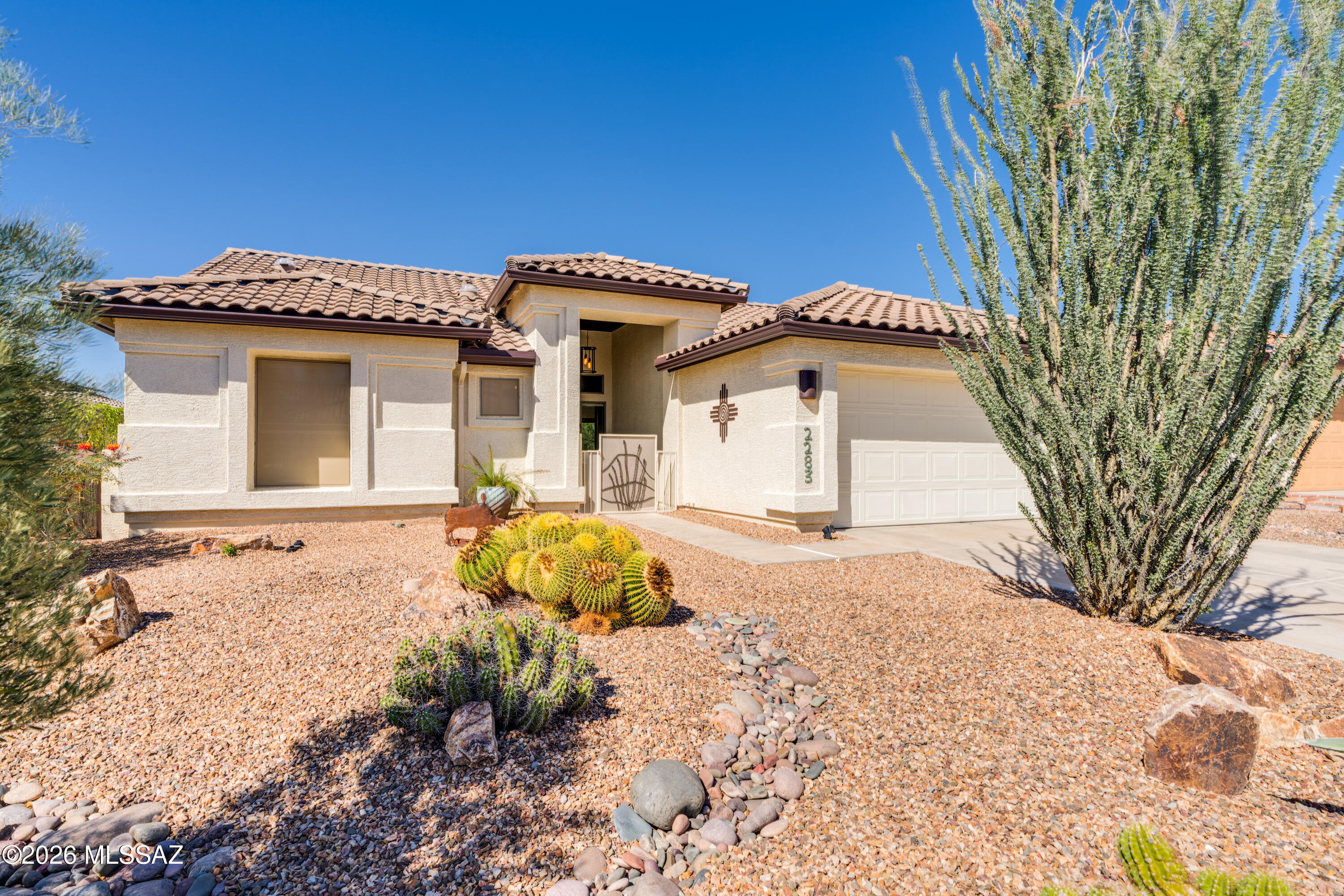 2283 E Desert Squirrel Court