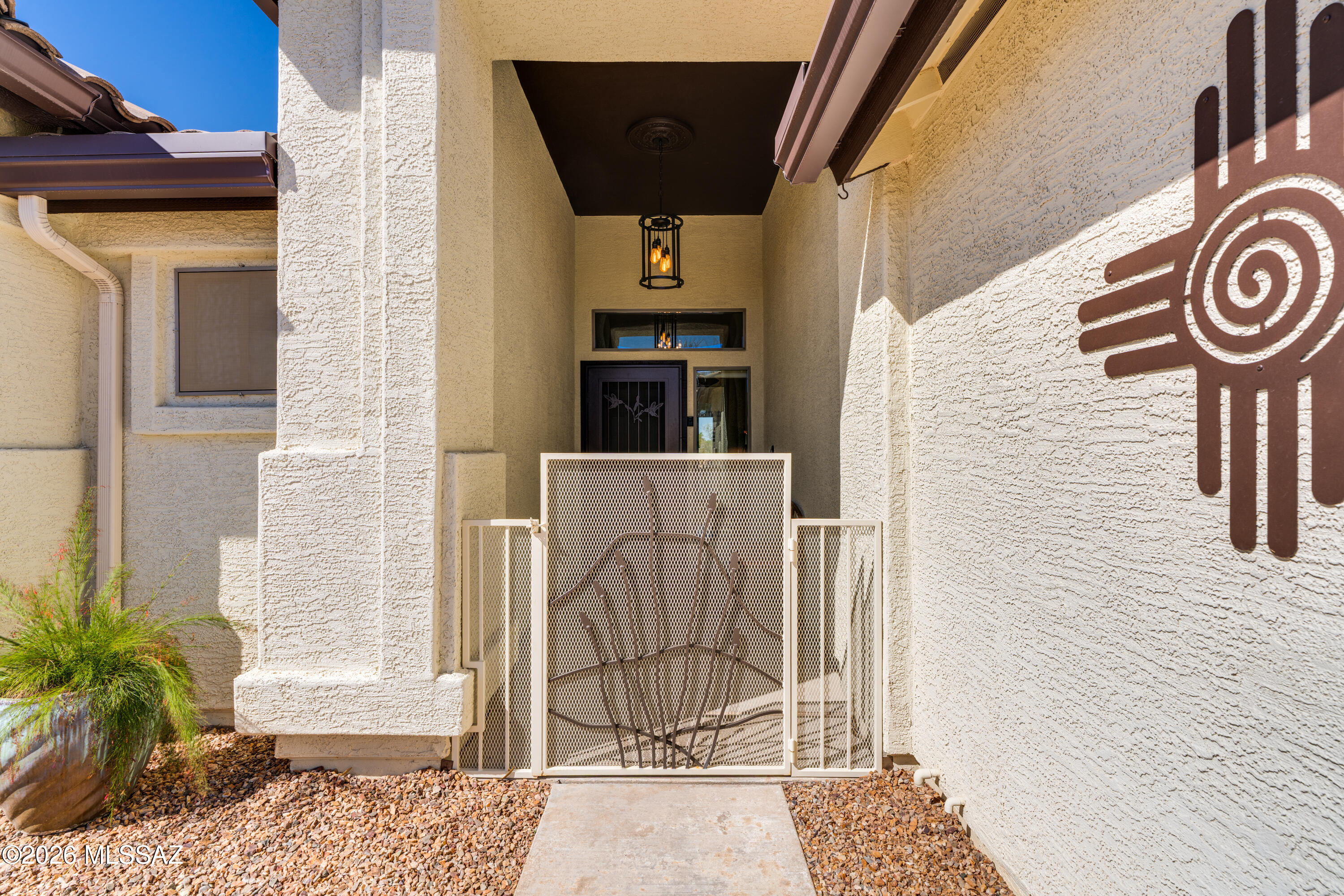 2283 E Desert Squirrel Court