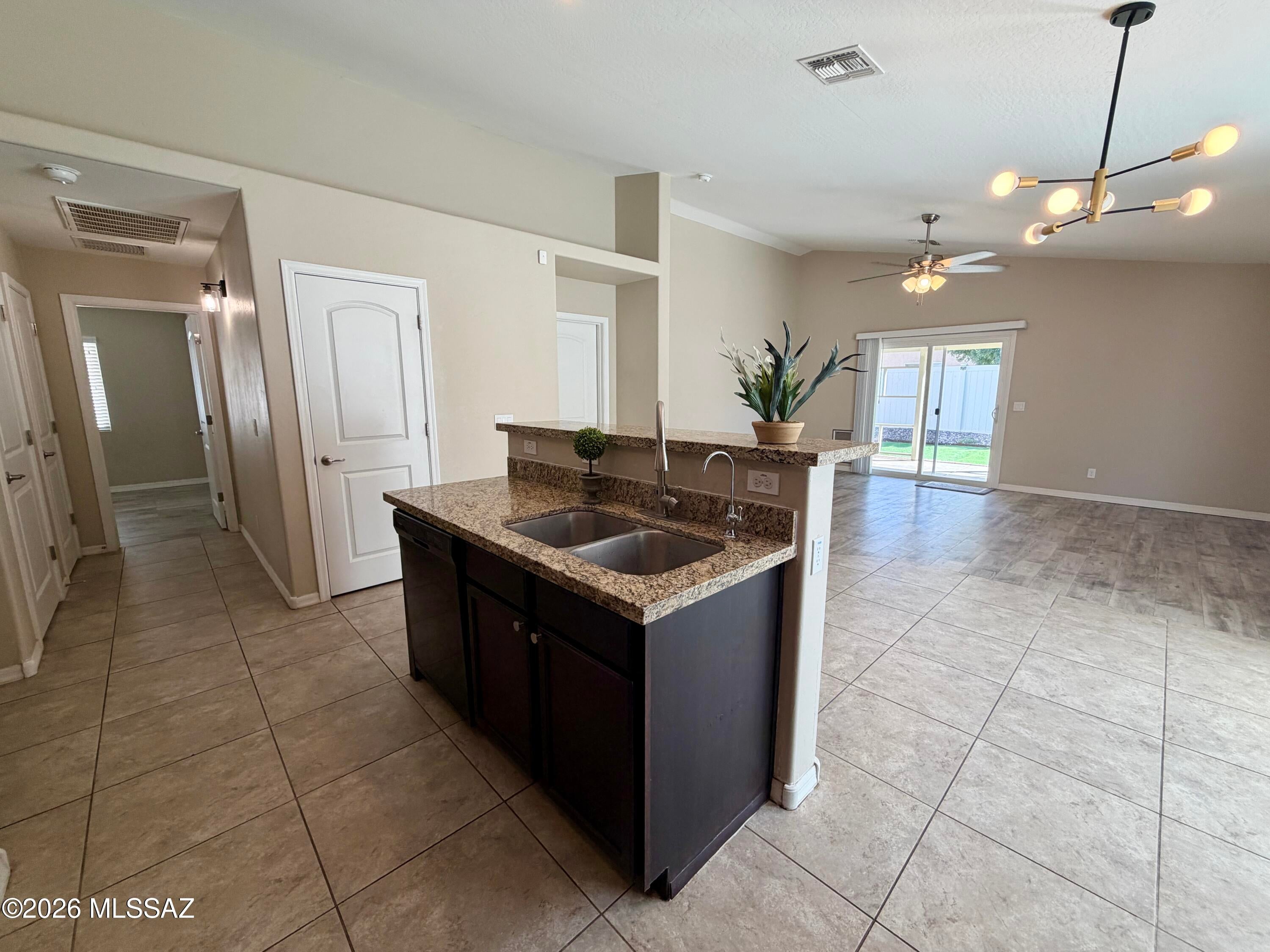 1559 E Verado Drive