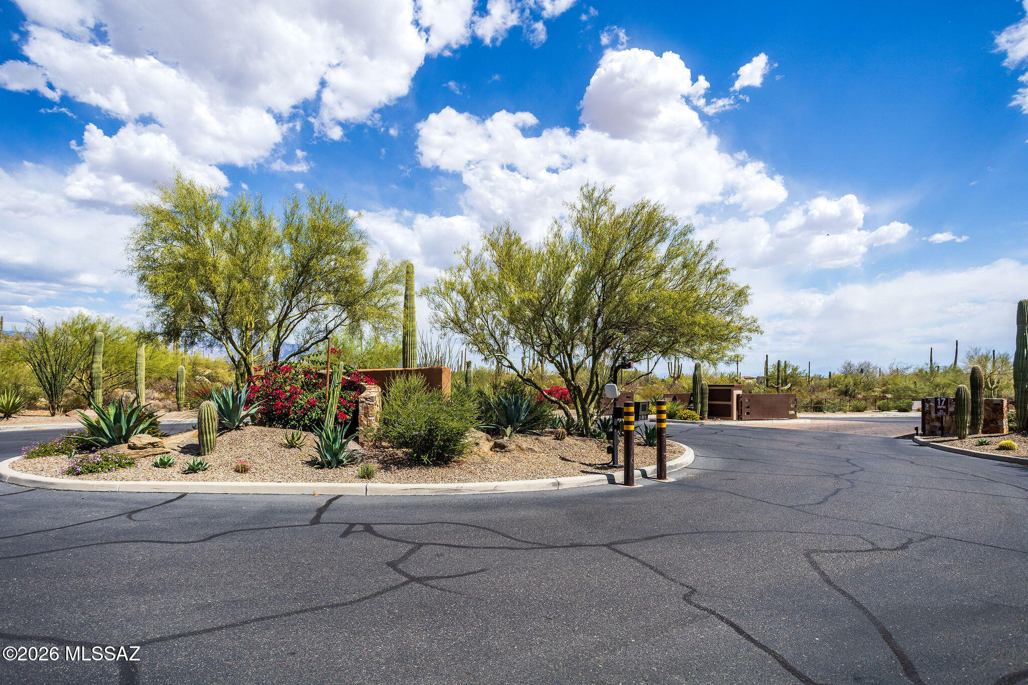 Los Saguaros At Dove Mountain SQ20121640199 - Residential