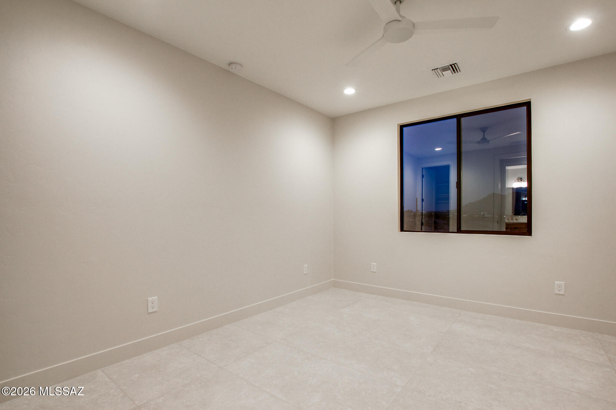 Las Nubes - Residential