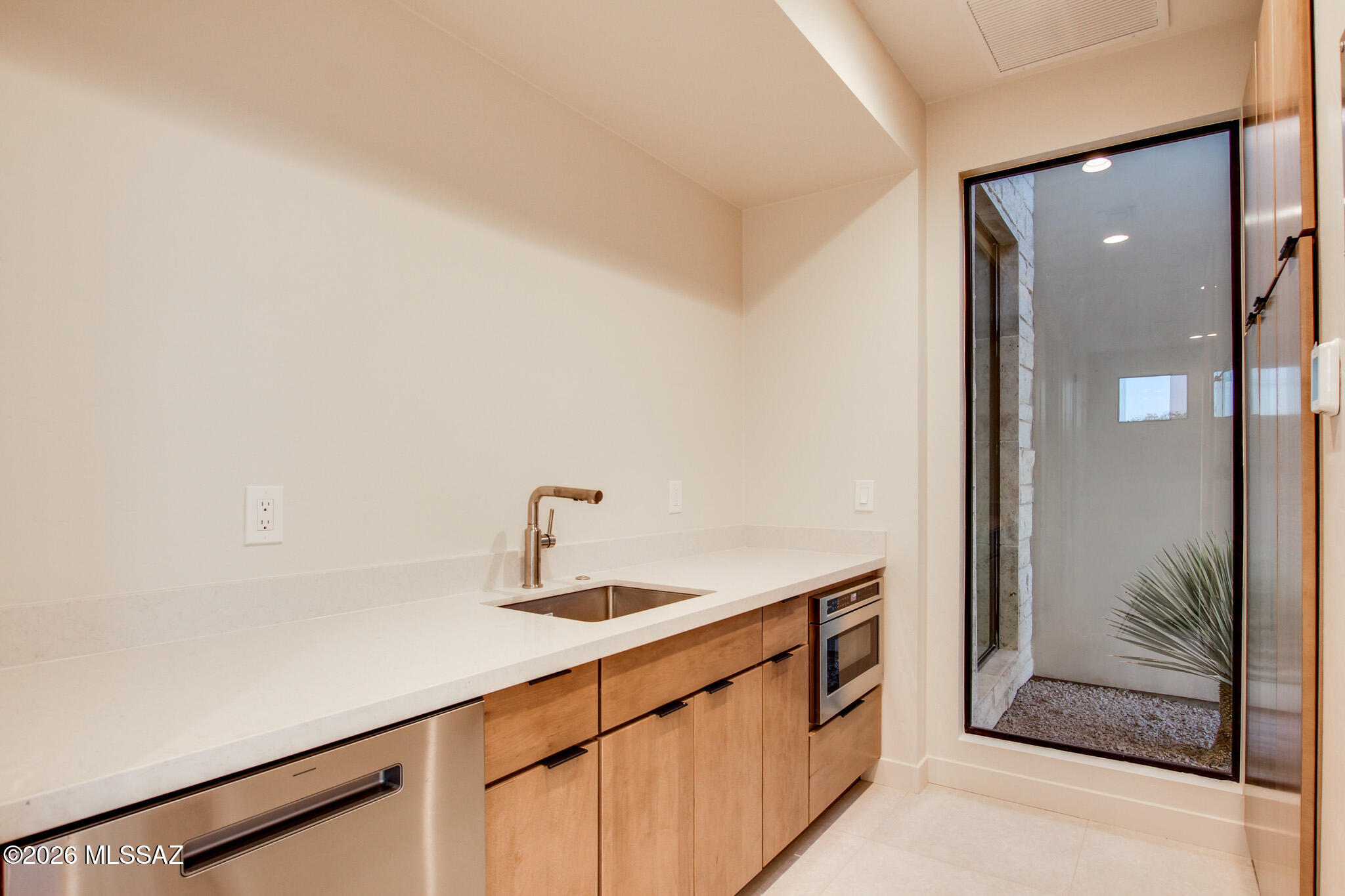Las Nubes - Residential