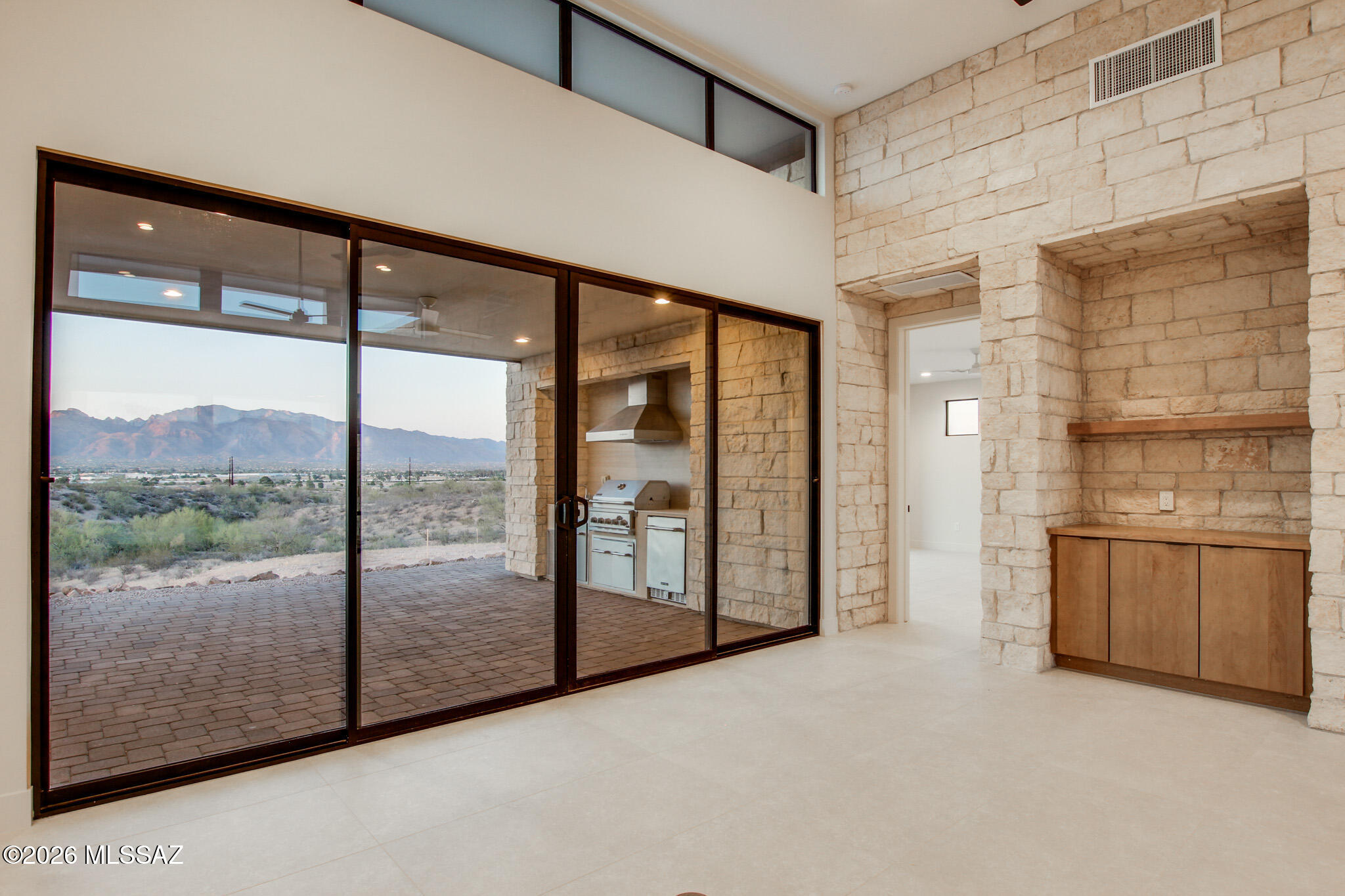 Las Nubes - Residential