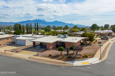 Photo of 413 W San Ignacio, Green Valley, AZ 85614 (MLS # 22603651)