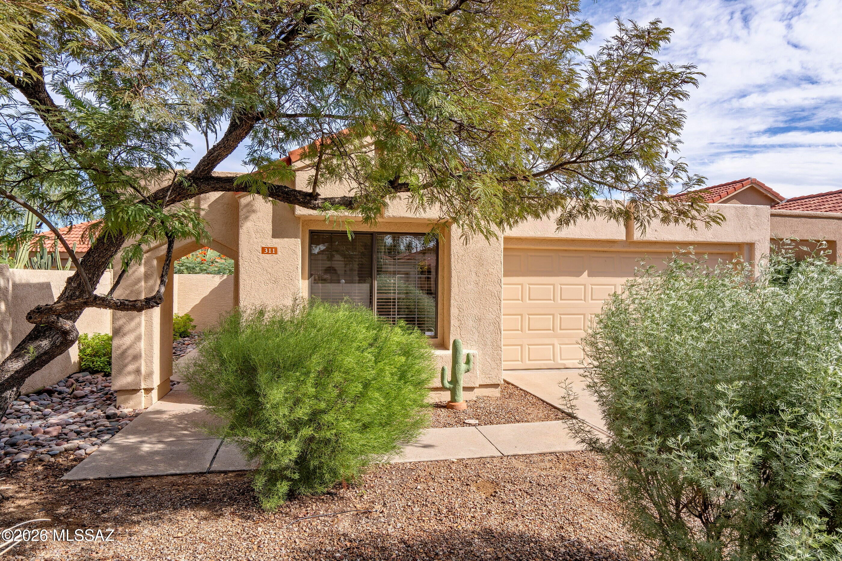311 E Suntree Street