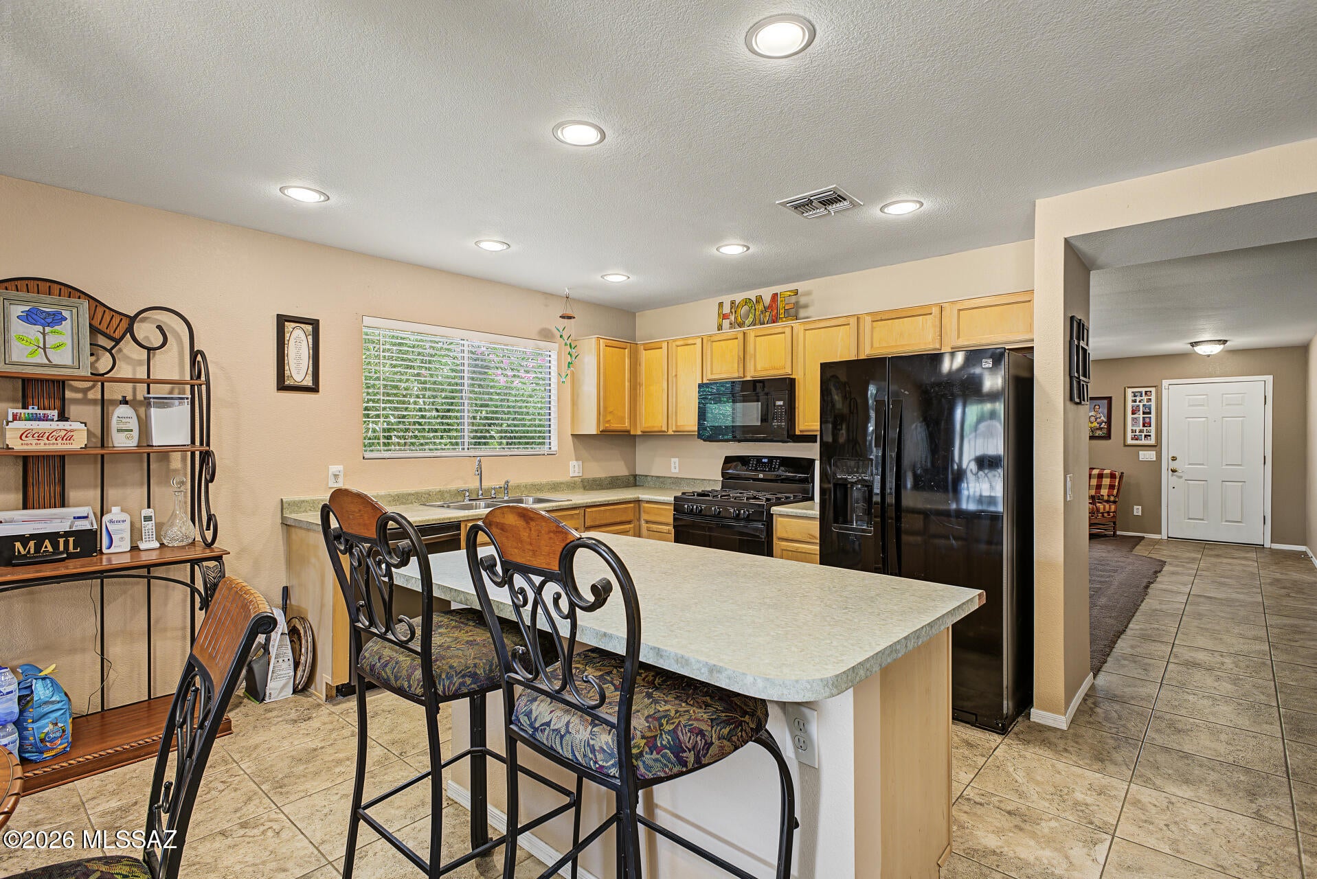 9910 E Deer Trail