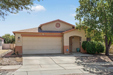 Photo of 9910 E Deer Trail, Tucson, AZ 85748 (MLS # 22624863)