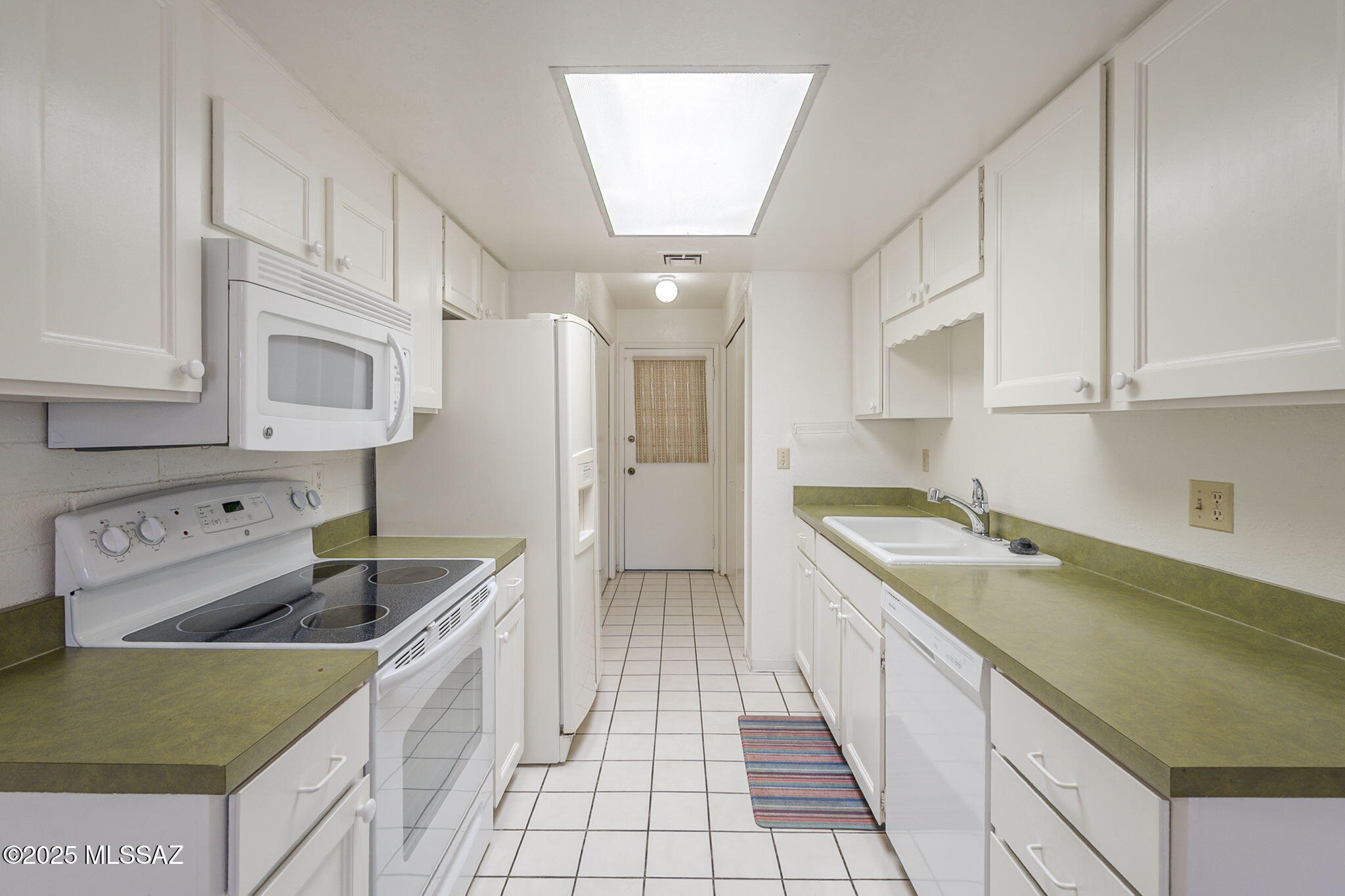 Green Valley Townhouses NO.7 - Residential