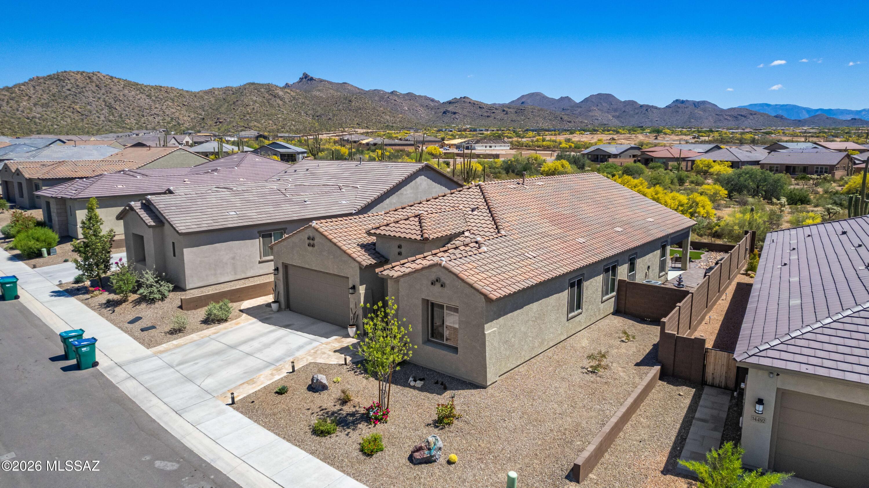 14500 N Twin Saguaro Drive