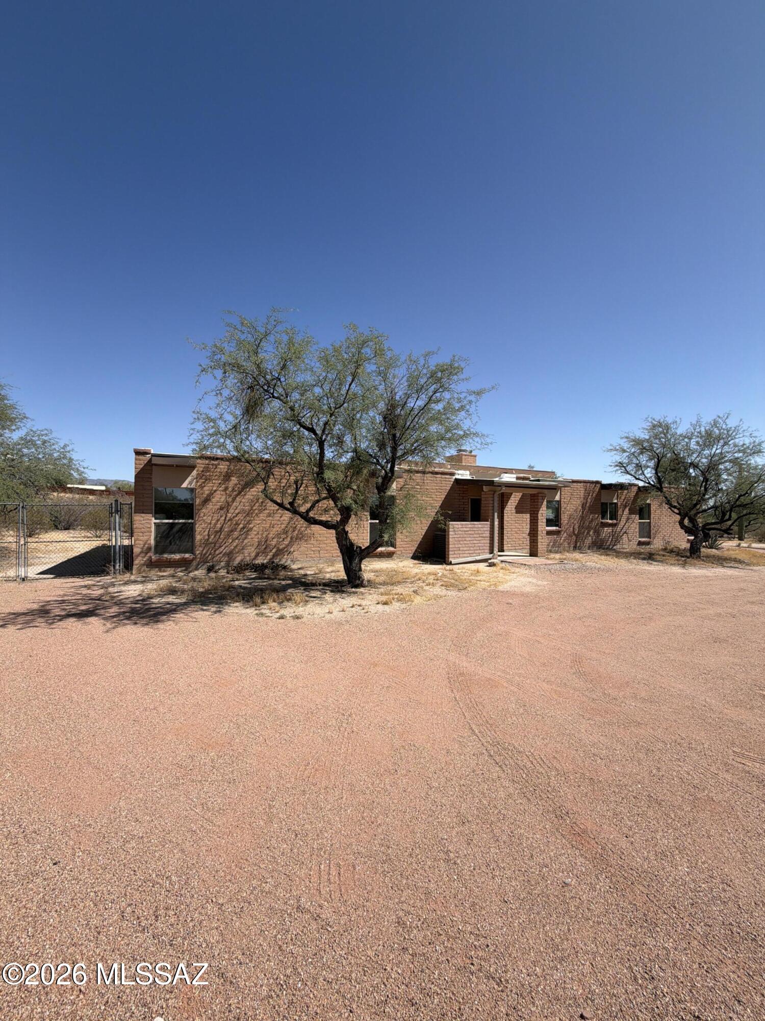 9315 E Paseo Tierra Verde