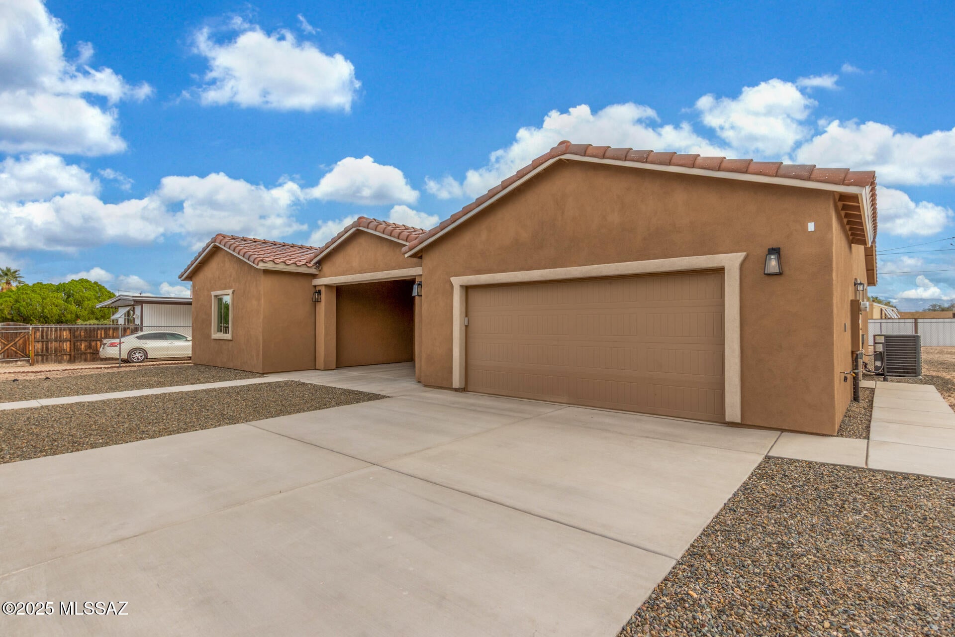12636 N Hendricks Drive