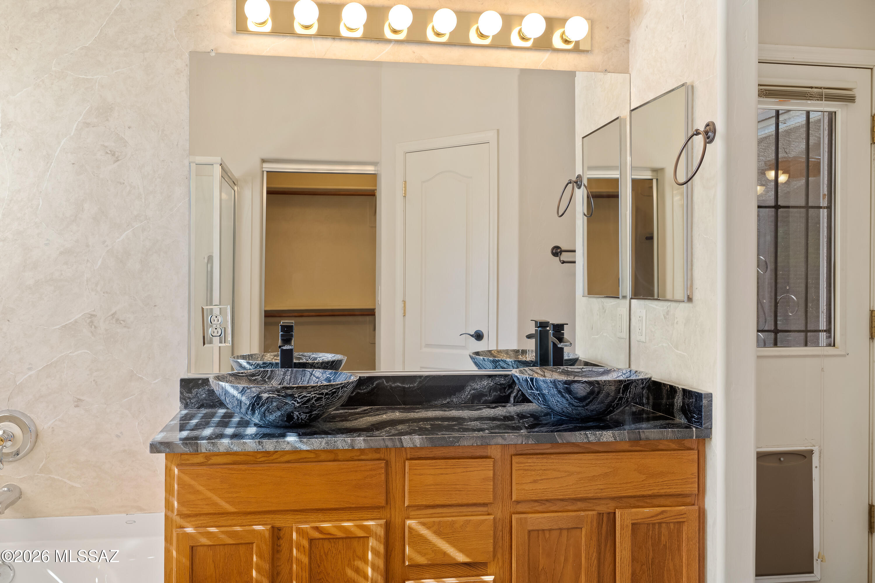 Silverbell Place (1-153) - Residential
