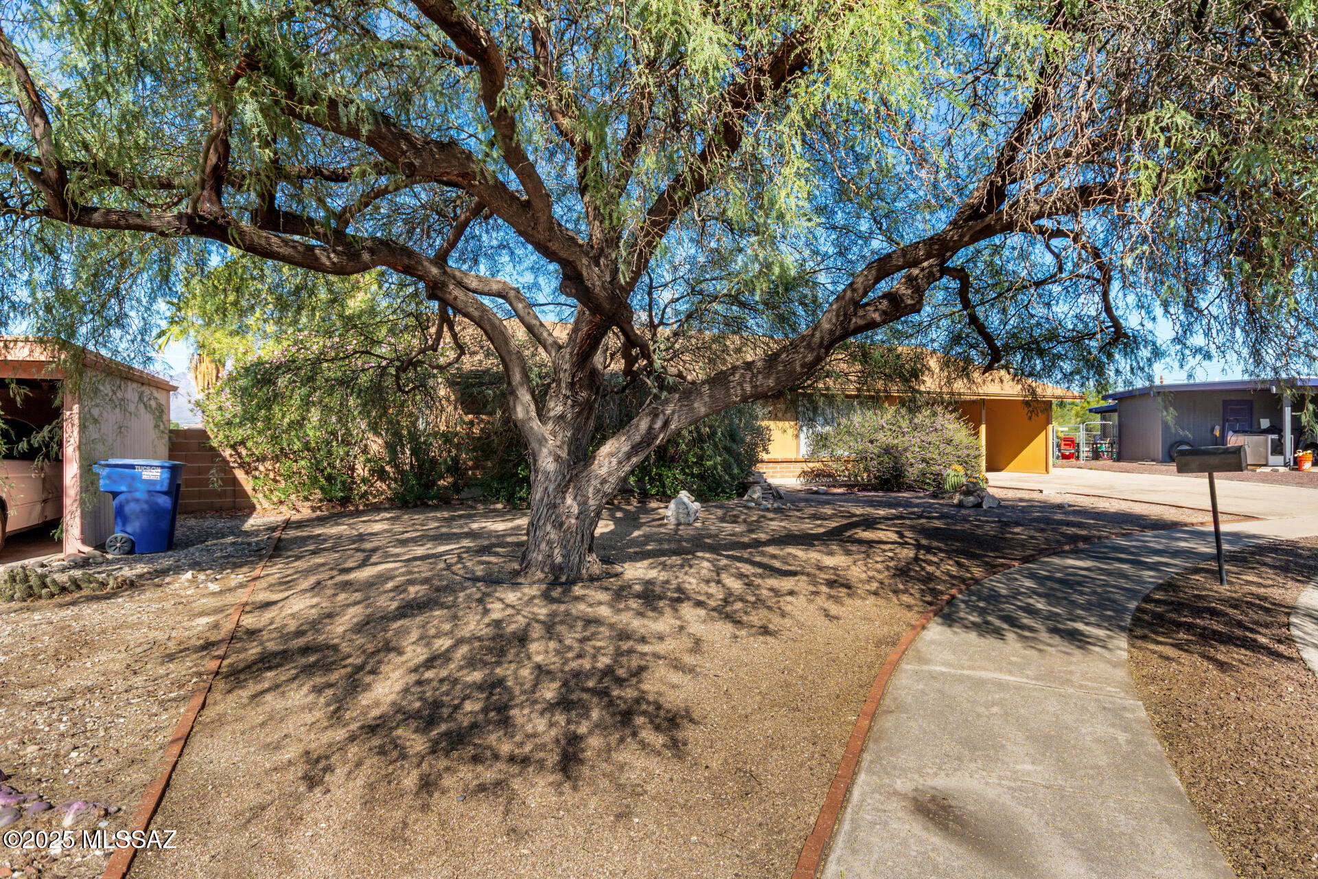 Carriage Hill West (1-49) - Residential