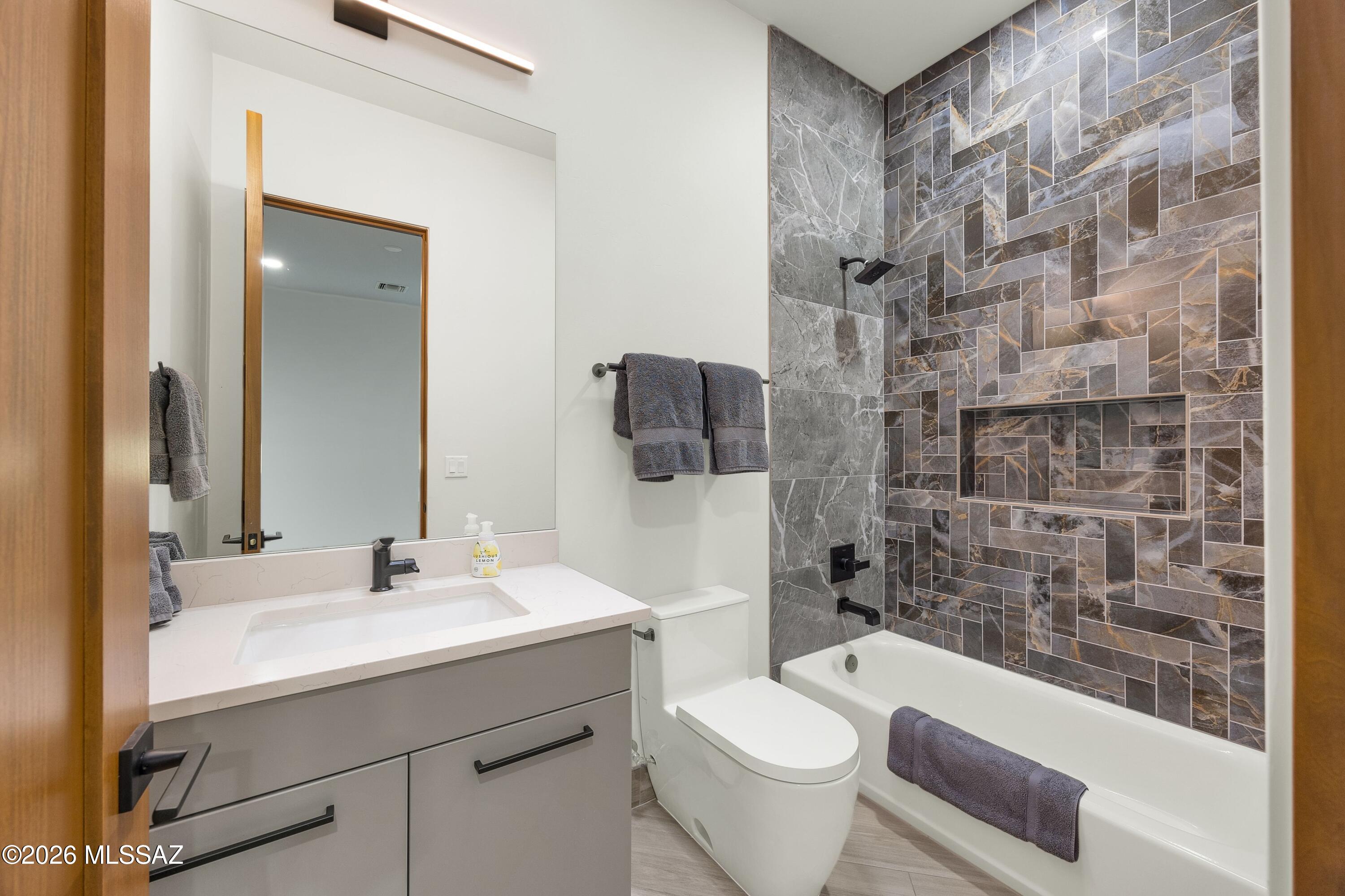 Sunset Canyon Estates (1-21) - Residential