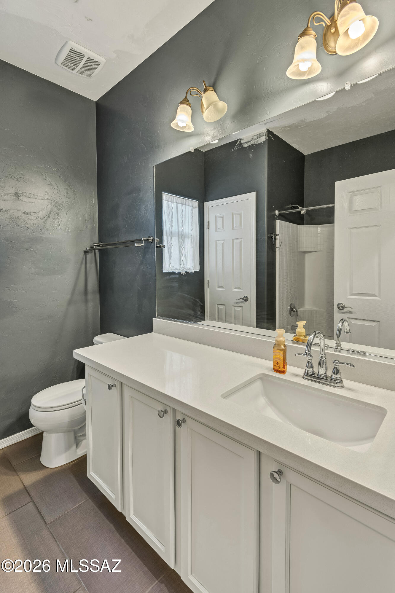 Countryside Manor (1-52) - Residential