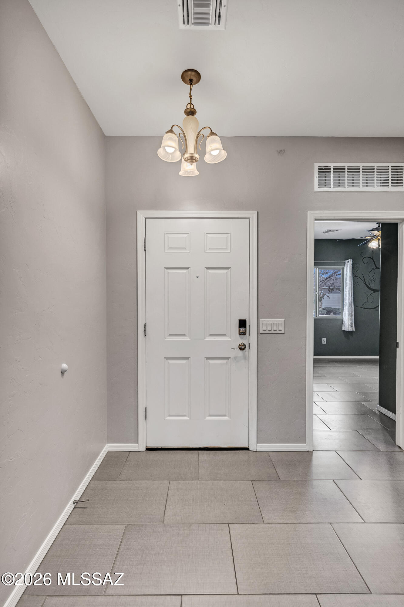 8939 N Country Cove Trail