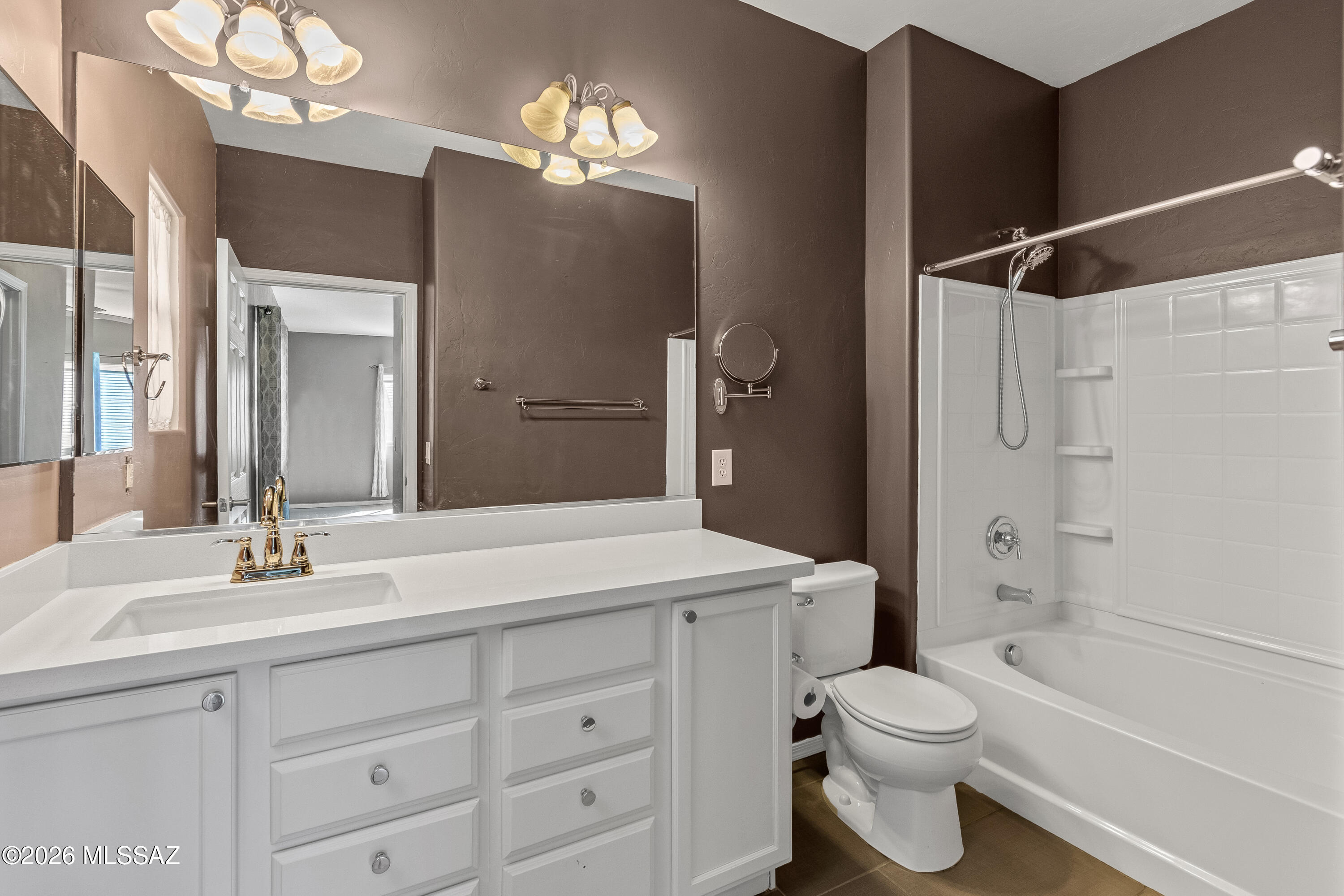 Countryside Manor (1-52) - Residential