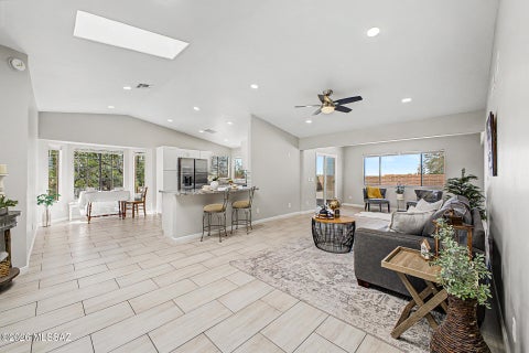 Photo of 3098 S Giovanna Drive, Tucson, AZ 85730 (MLS # 22621245)