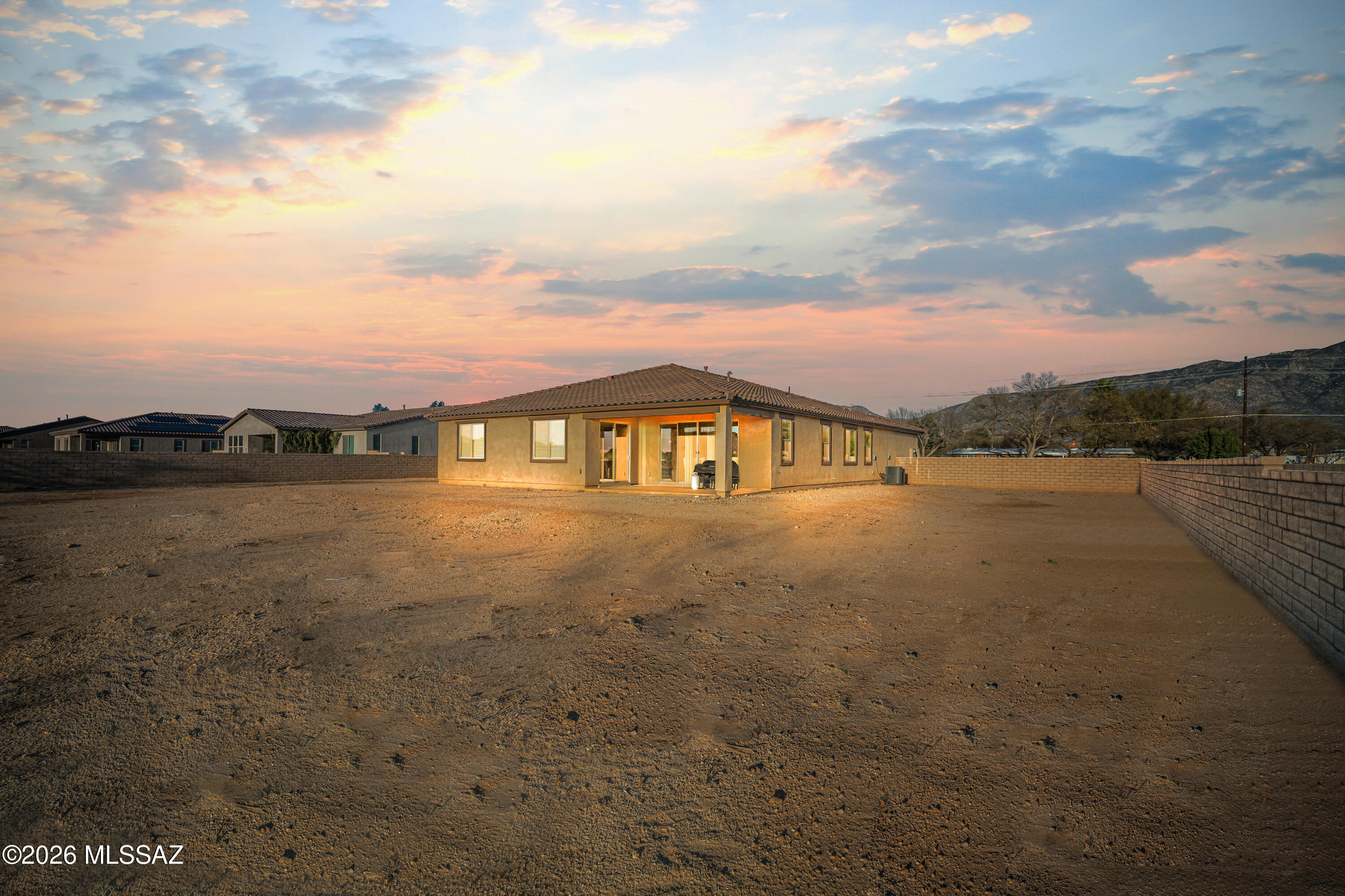 16081 N Columbus Boulevard