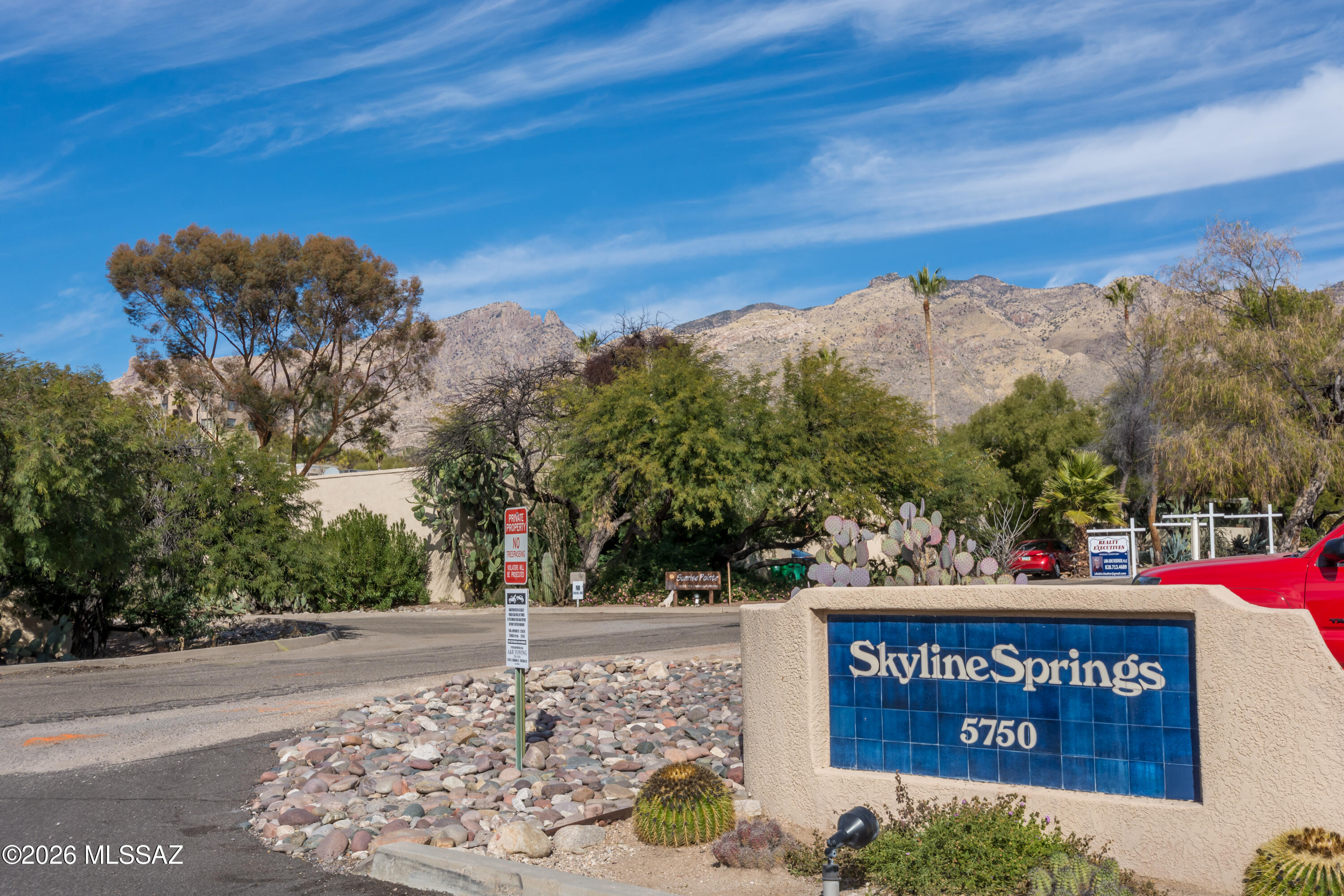5750 N CAMINO ESPLENDORA 118