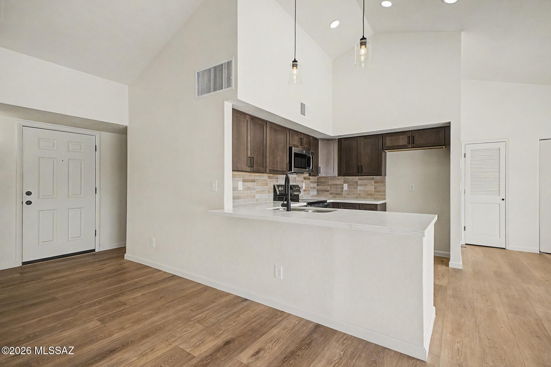 Mission Ridge (1-305) - Residential
