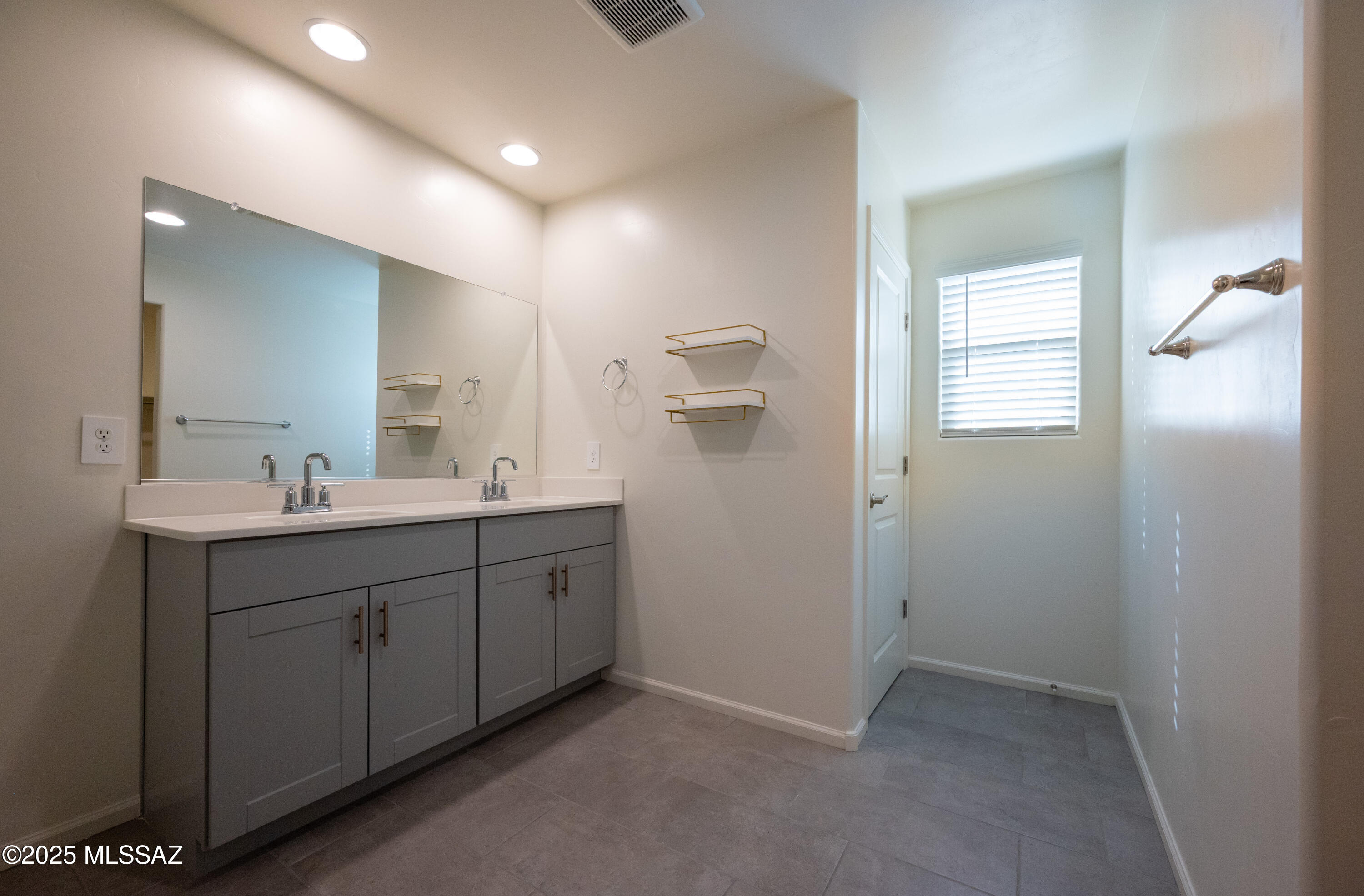 Gladden Farms Blocks 35 & 39 - Residential Lease