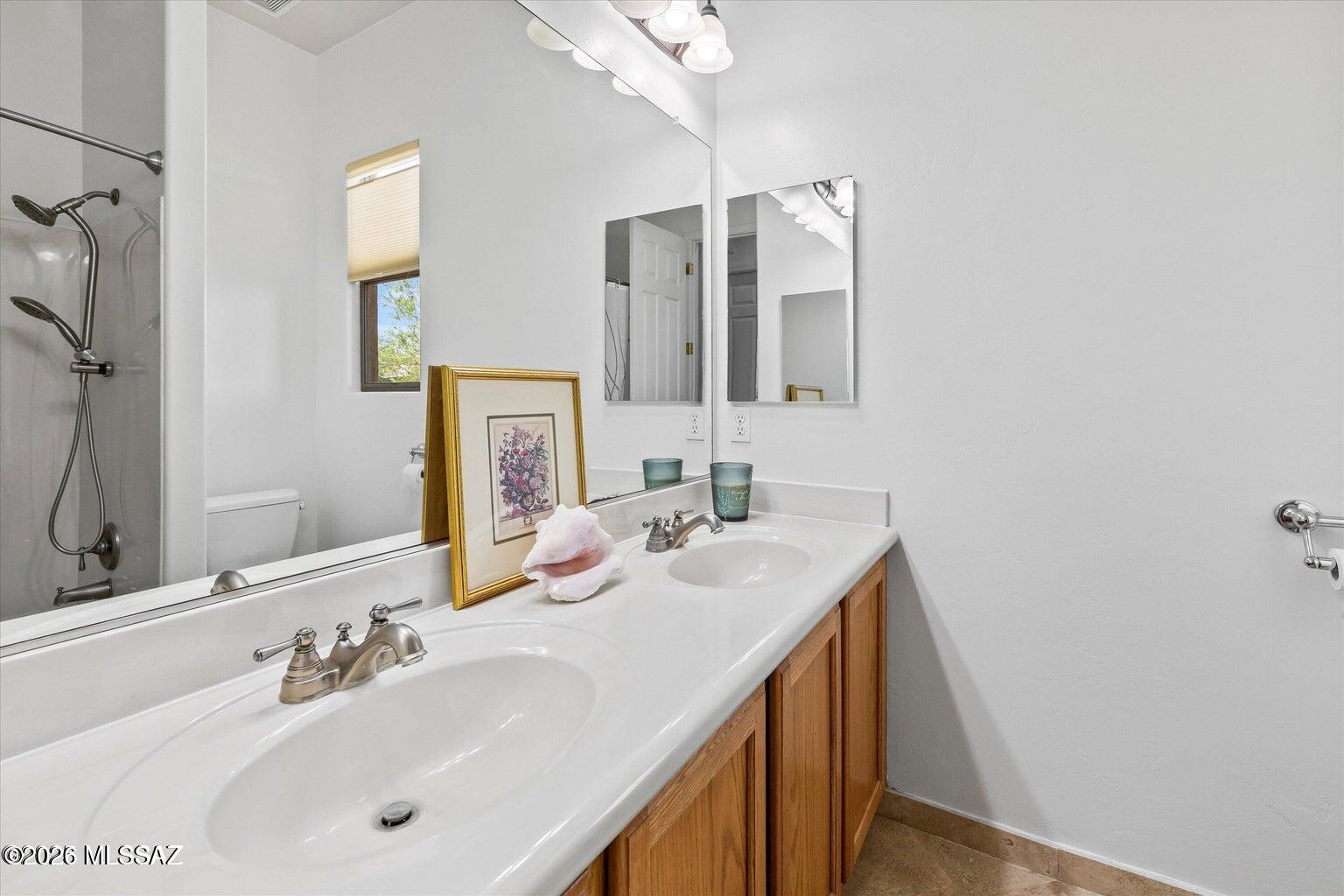Desert Enclave (1-28) - Residential Lease