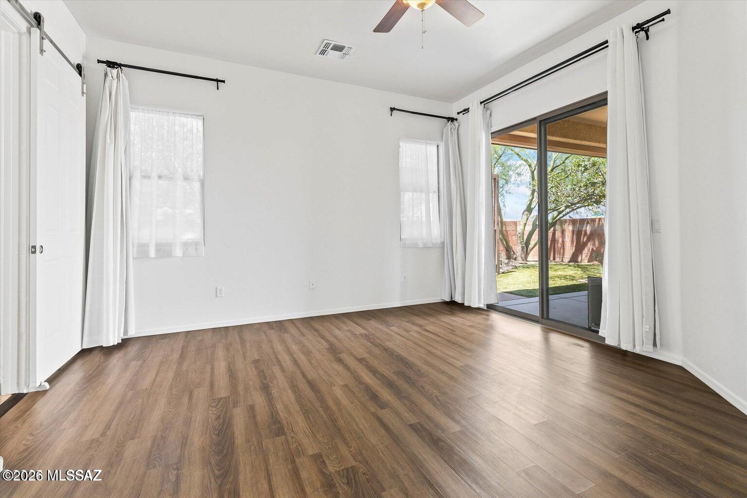 Desert Enclave (1-28) - Residential Lease