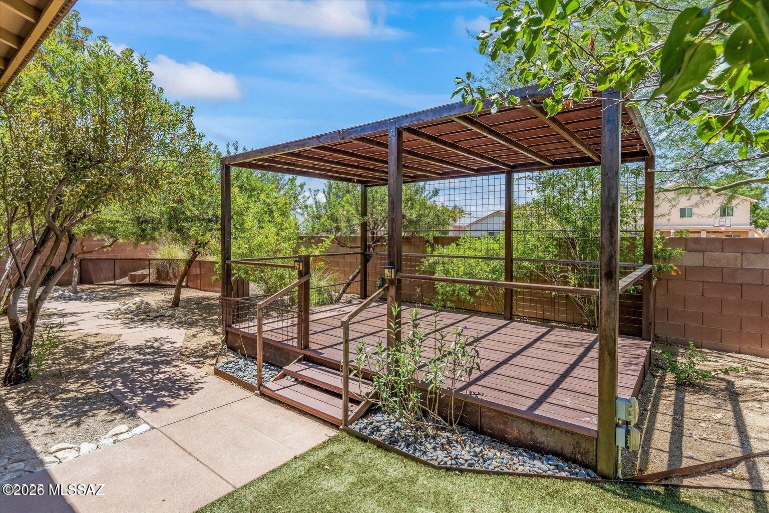 Desert Enclave (1-28) - Residential Lease