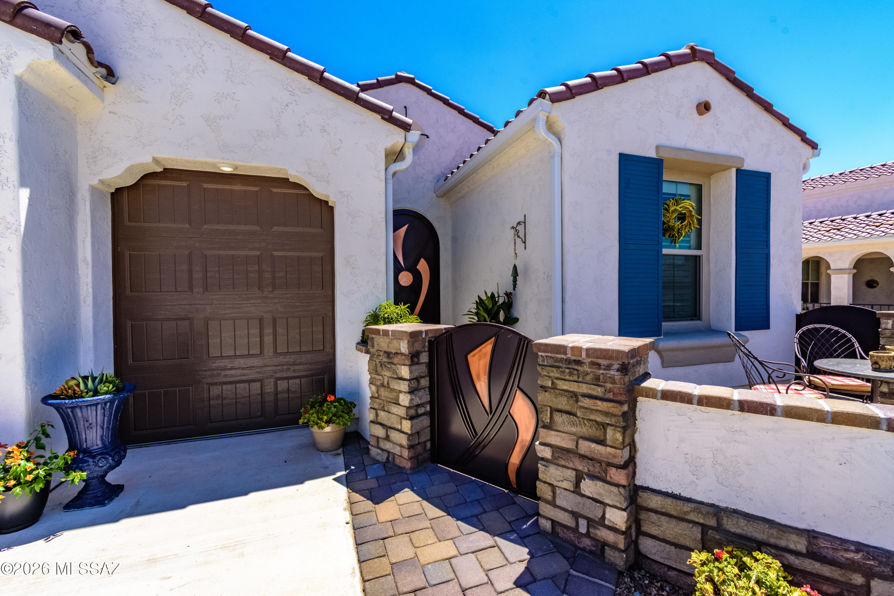 2460 E Copper Vly Way