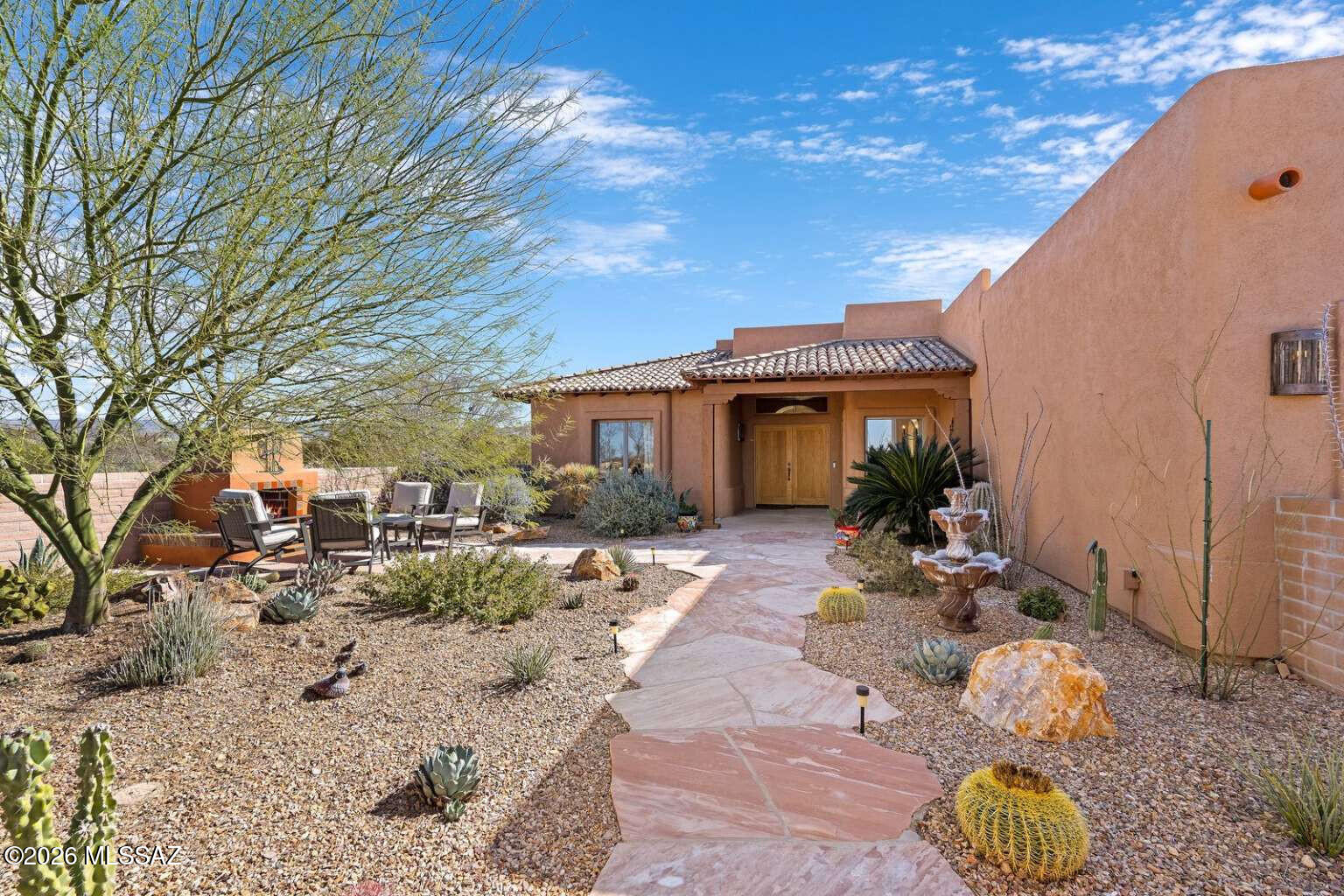 587 E Corte Pasadera Cobrizo