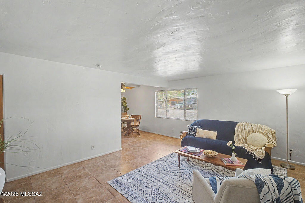 710 E Joan Place