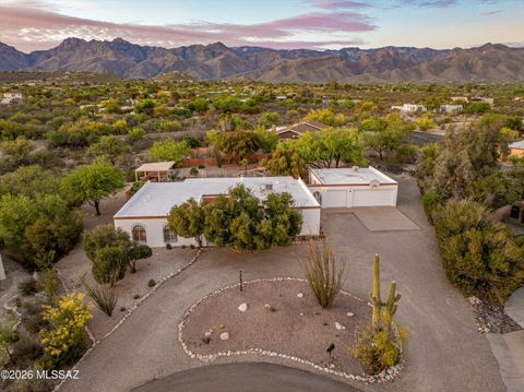 8241 E Camino Herradura Tucson AZ 85750