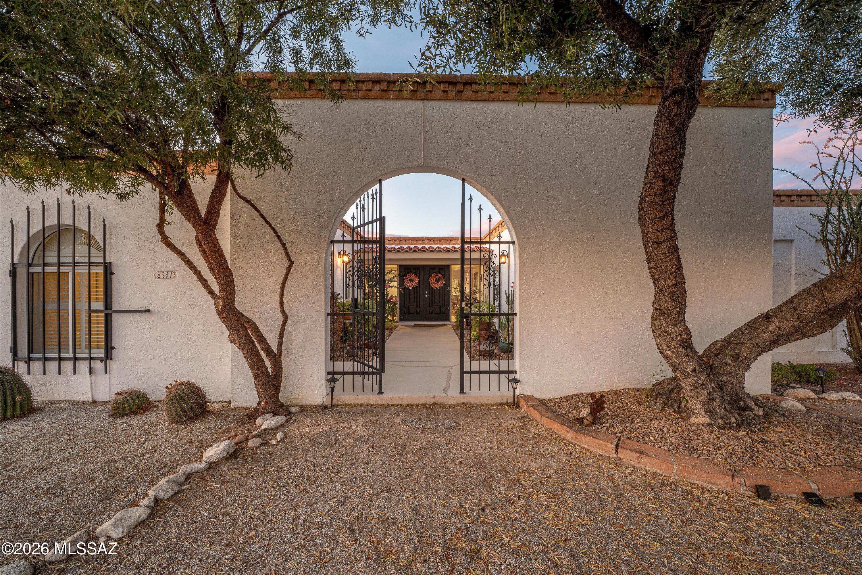 8241 E Camino Herradura