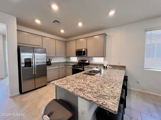 7912 S BONANZA PARK DR, TUCSON, AZ 85747 - Image b3c58d3cbe3d40d7df84e6686b3d2ee2/140912990