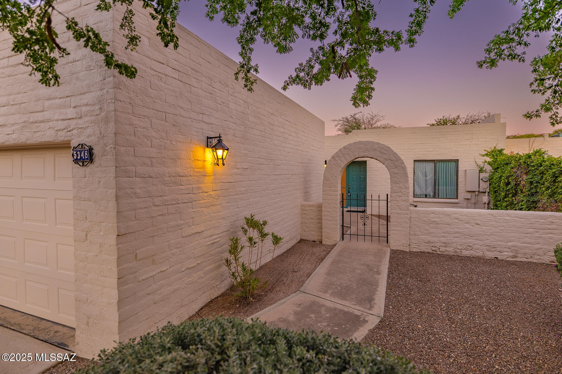 5348 N Camino De La Culebra